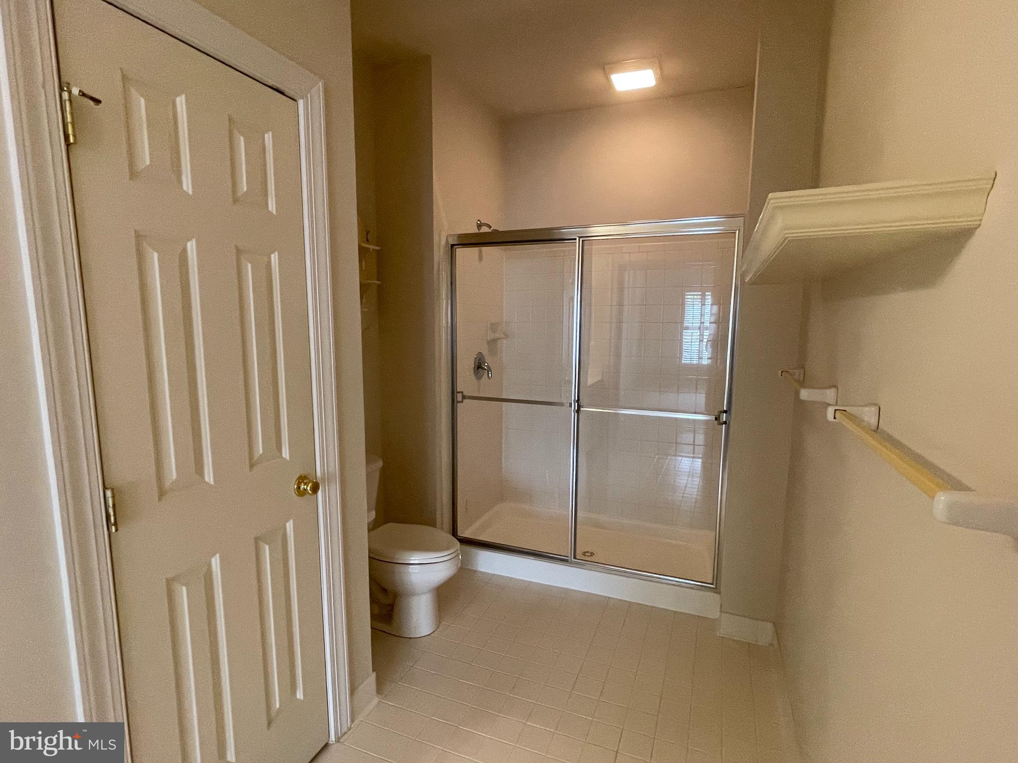 SOUTH RIVER COLONY - Residential