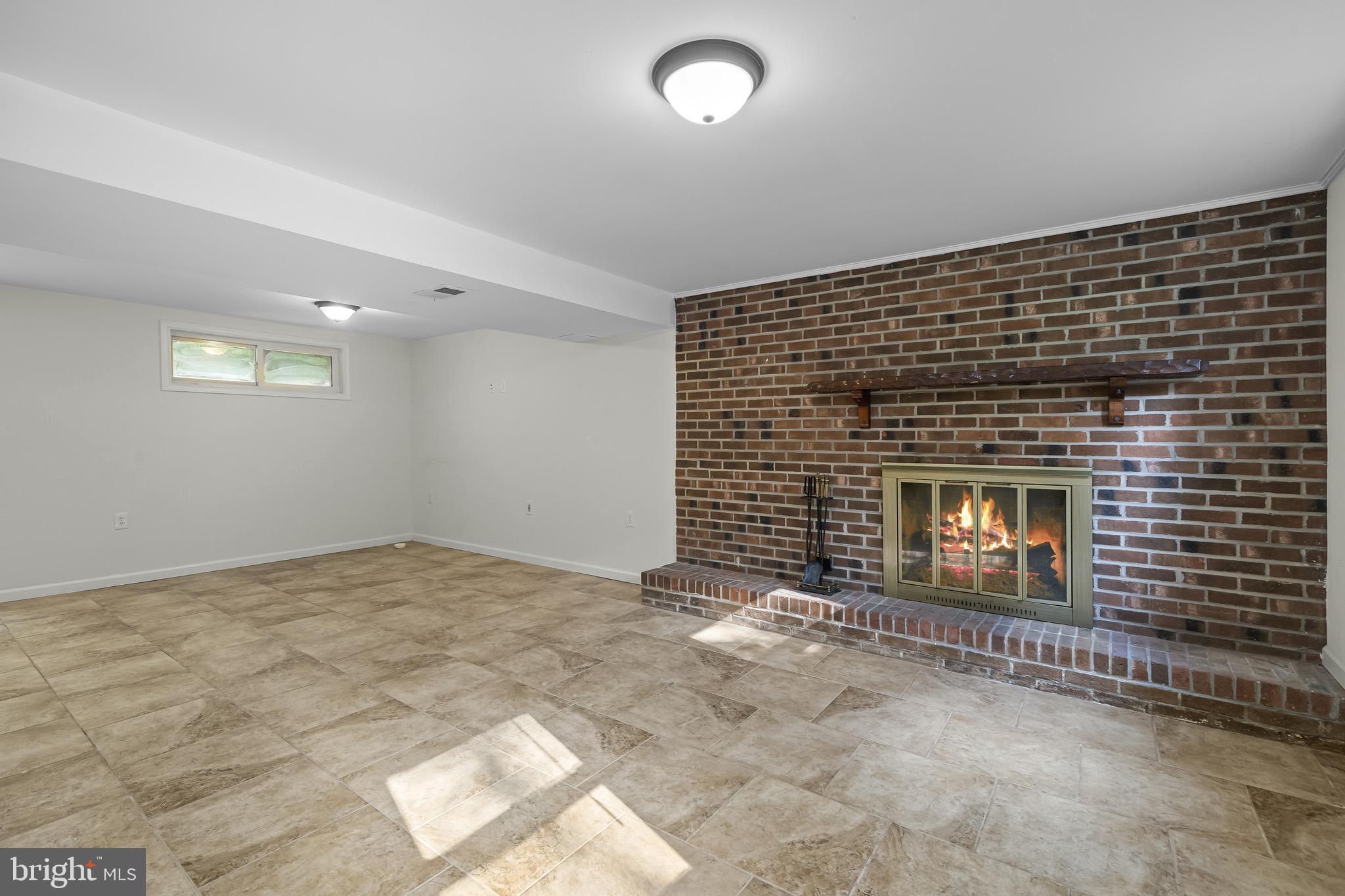 MOUNT CARMEL WOODS - Residential