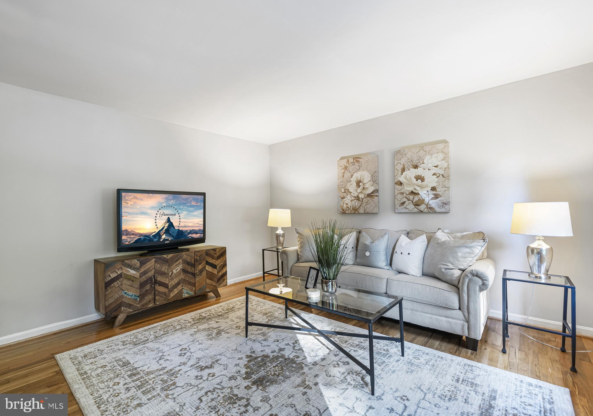 MOUNT CARMEL WOODS - Residential