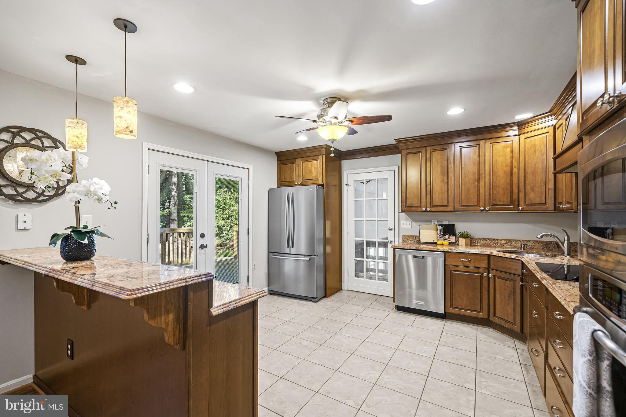 MOUNT CARMEL WOODS - Residential