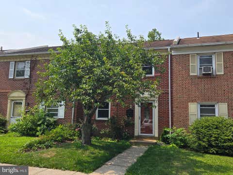 Townhouse For Sale - 160 Hughes Avenue<br/> SELLERSVILLE, PA 18960