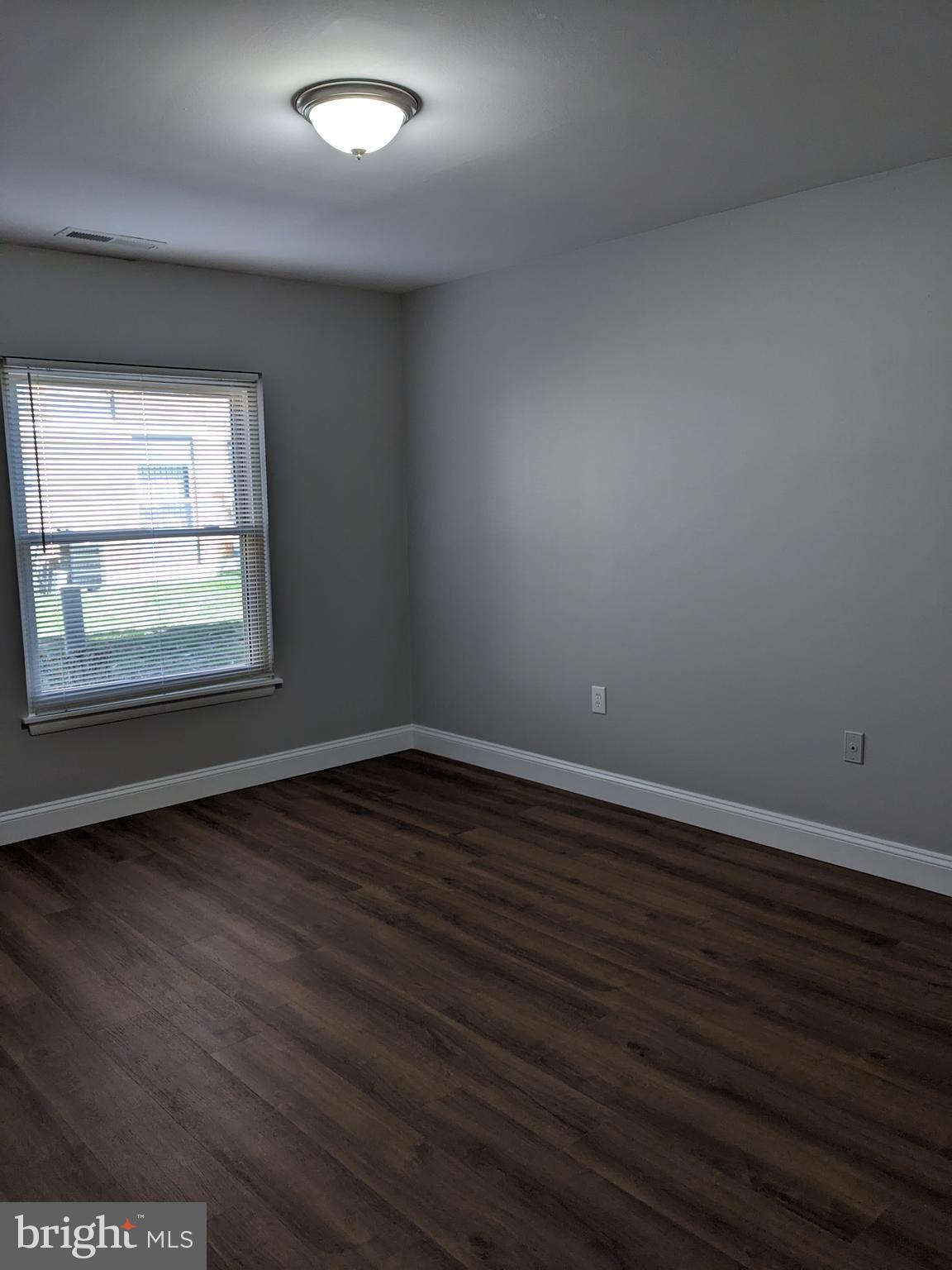 MARLOW TOWERS CONDOMINIUMS - Residential