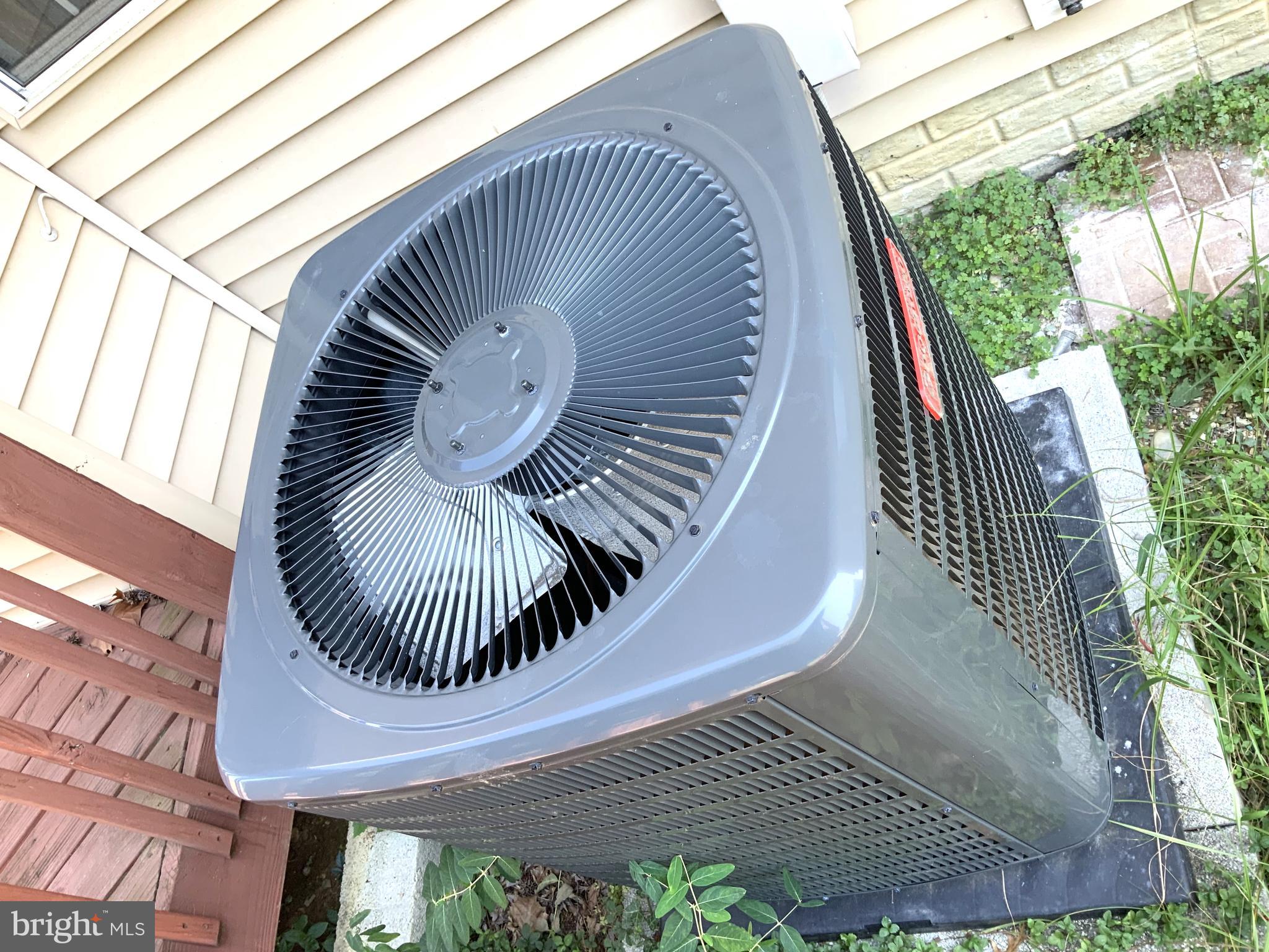 WHITE HALL FOREST PLAT 3 - Residential