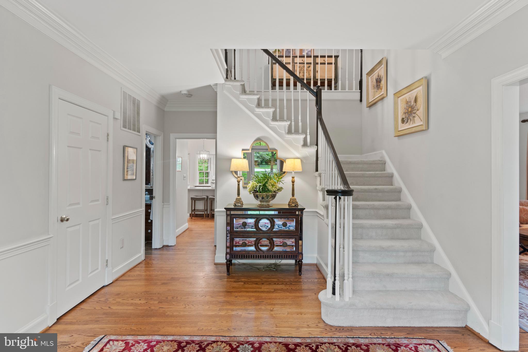 RESTON - Residential