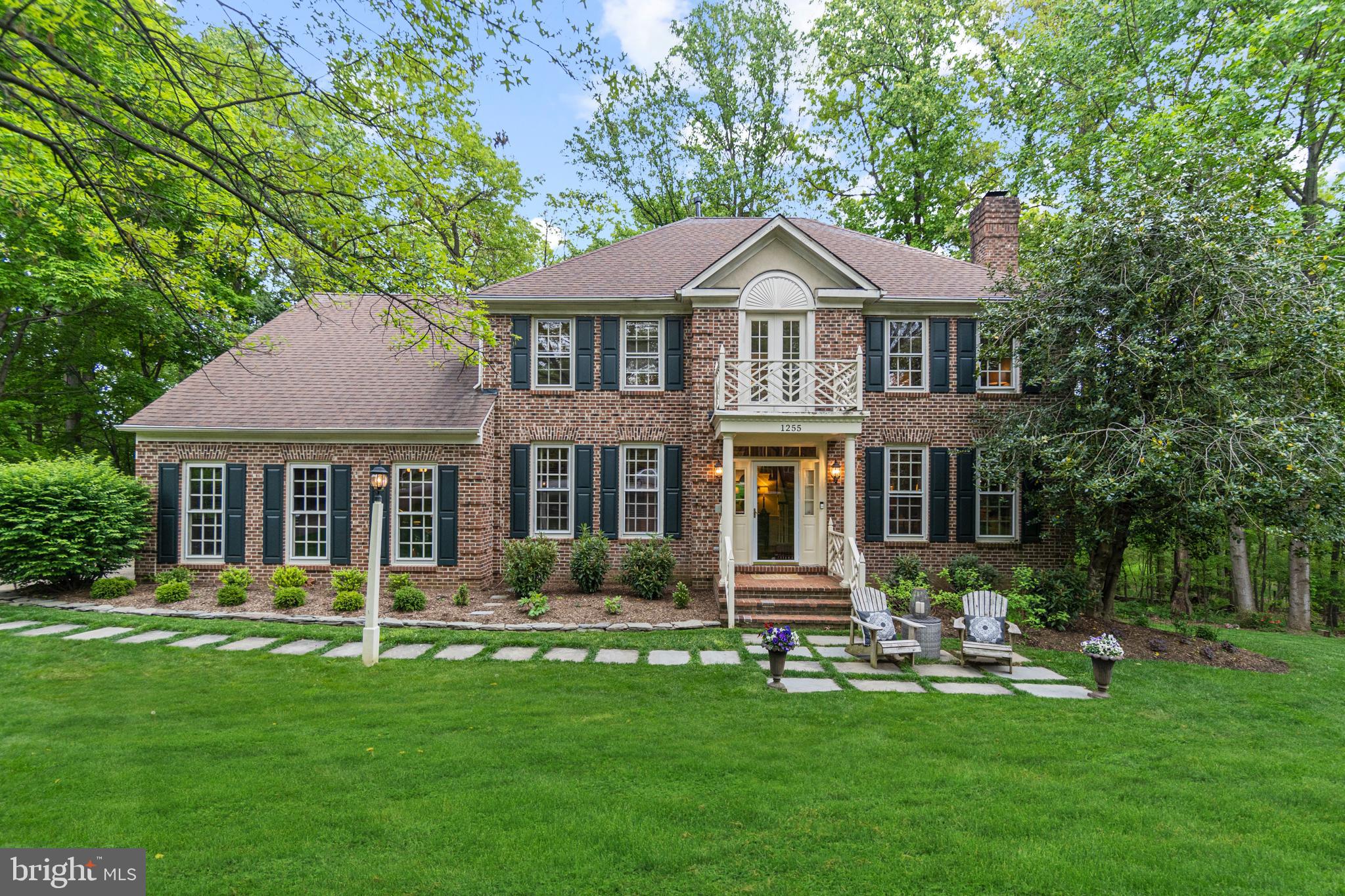 RESTON - Residential