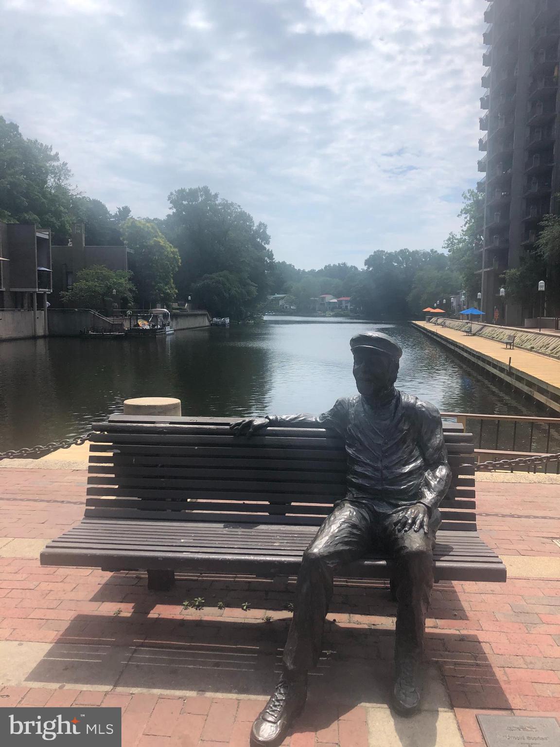 RESTON - Residential