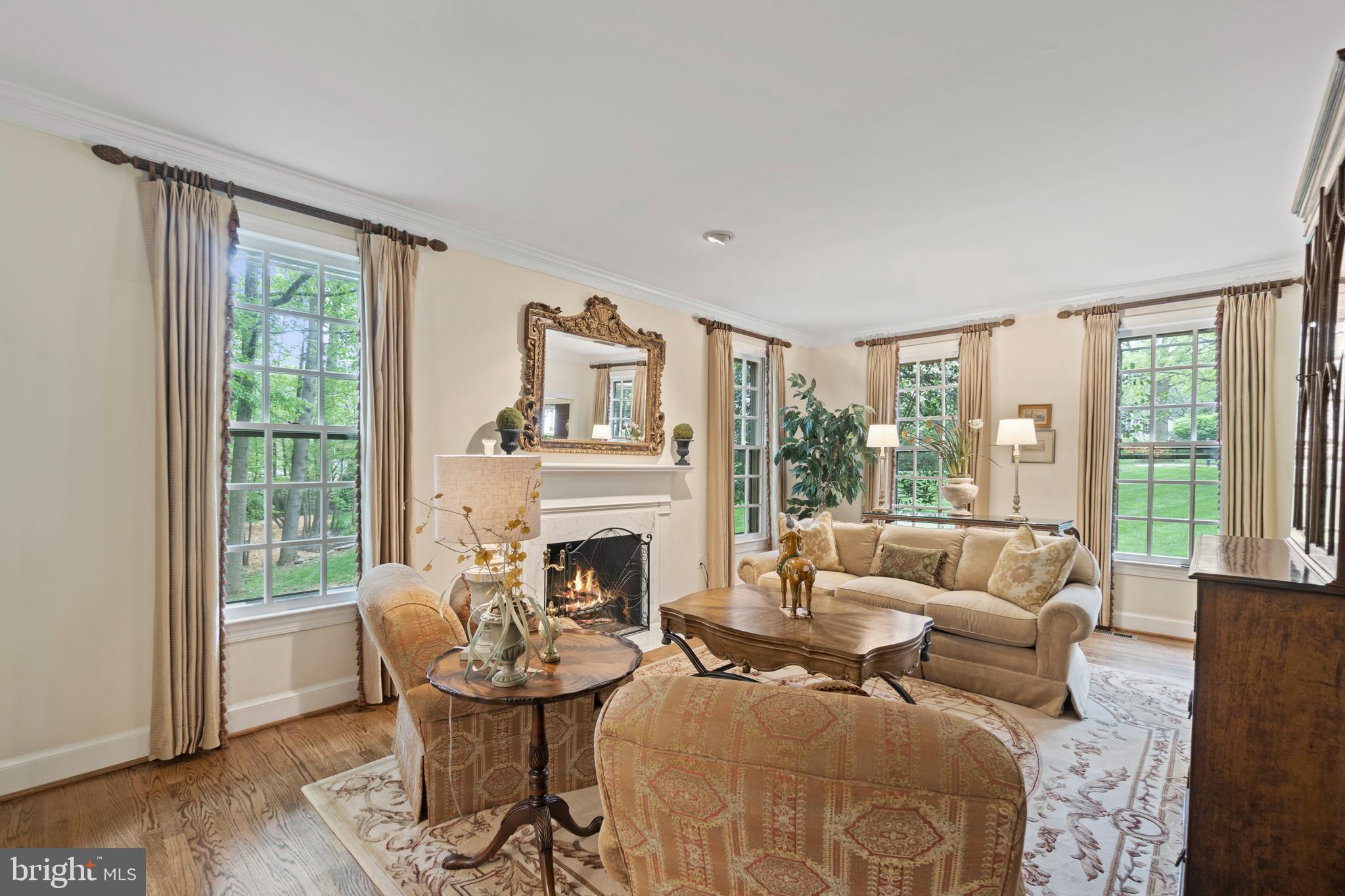 RESTON - Residential