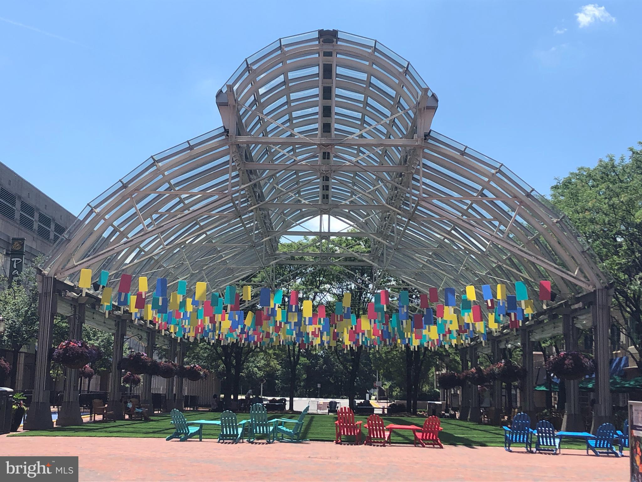 RESTON - Residential