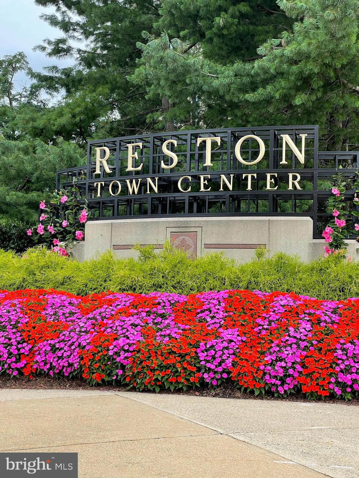 RESTON - Residential