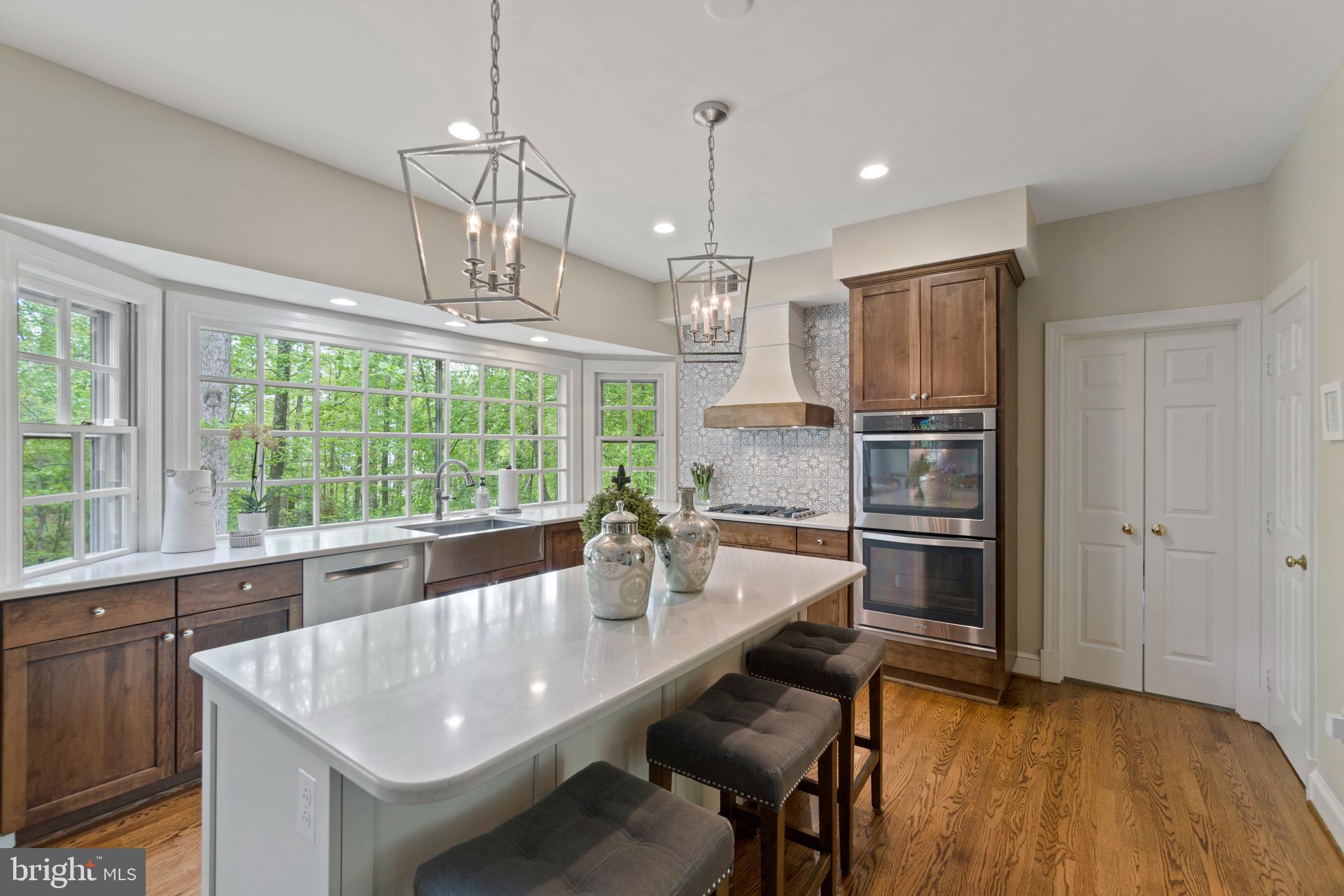 RESTON - Residential