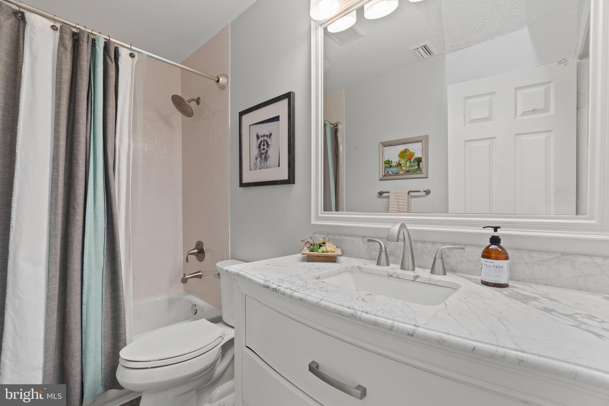 RESTON - Residential