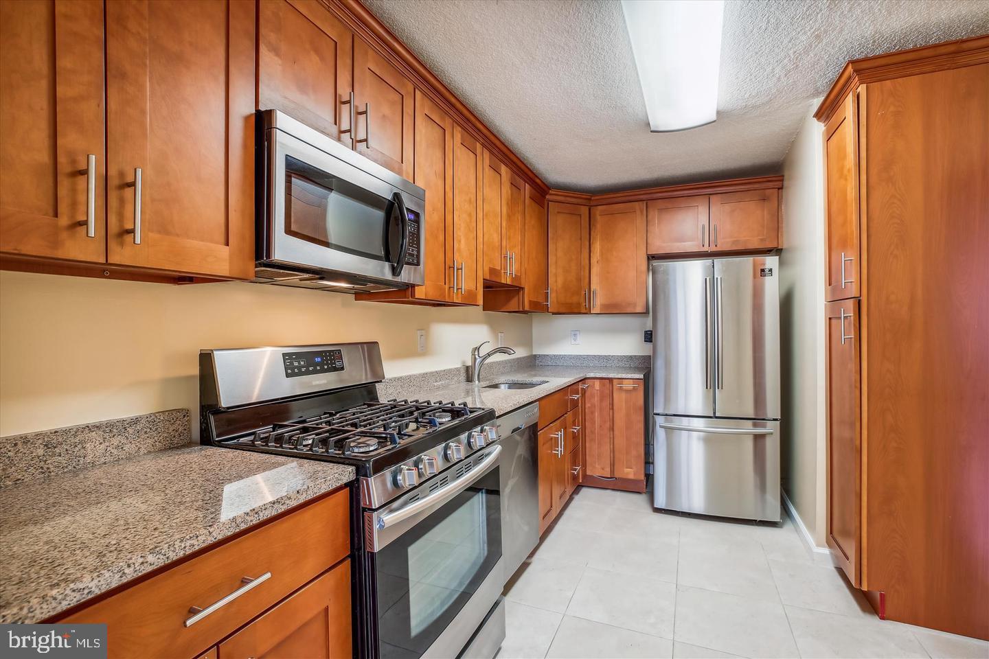 THE FORUM - Residential Lease