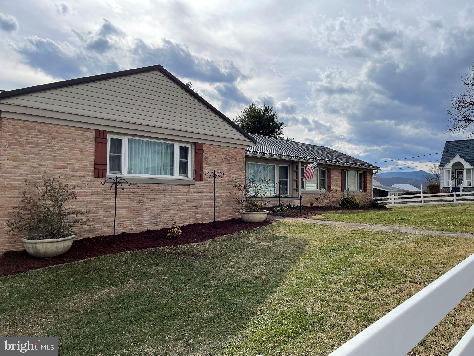 CENTRAL ADDITION - Residential