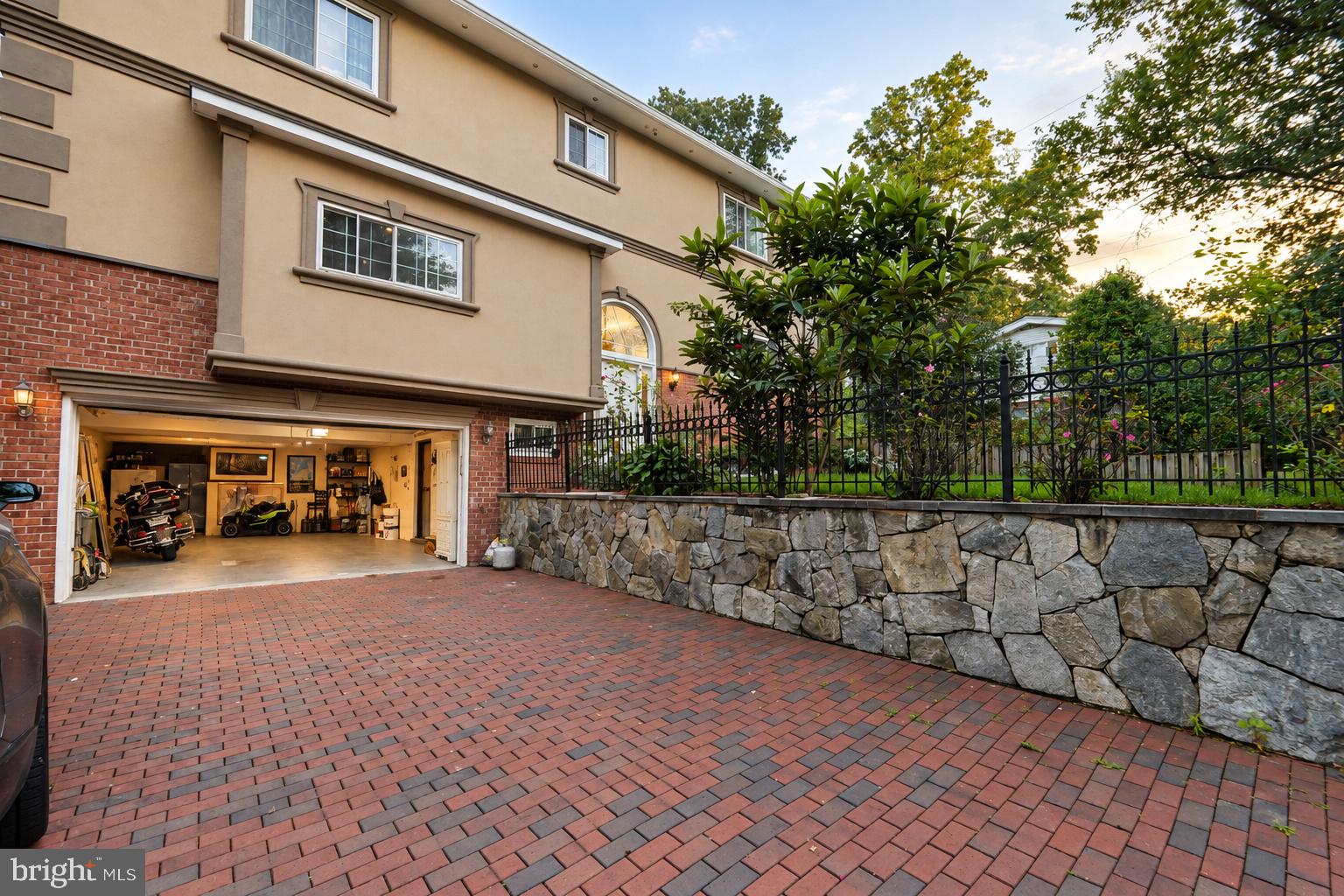 11103 BYBEE STREET