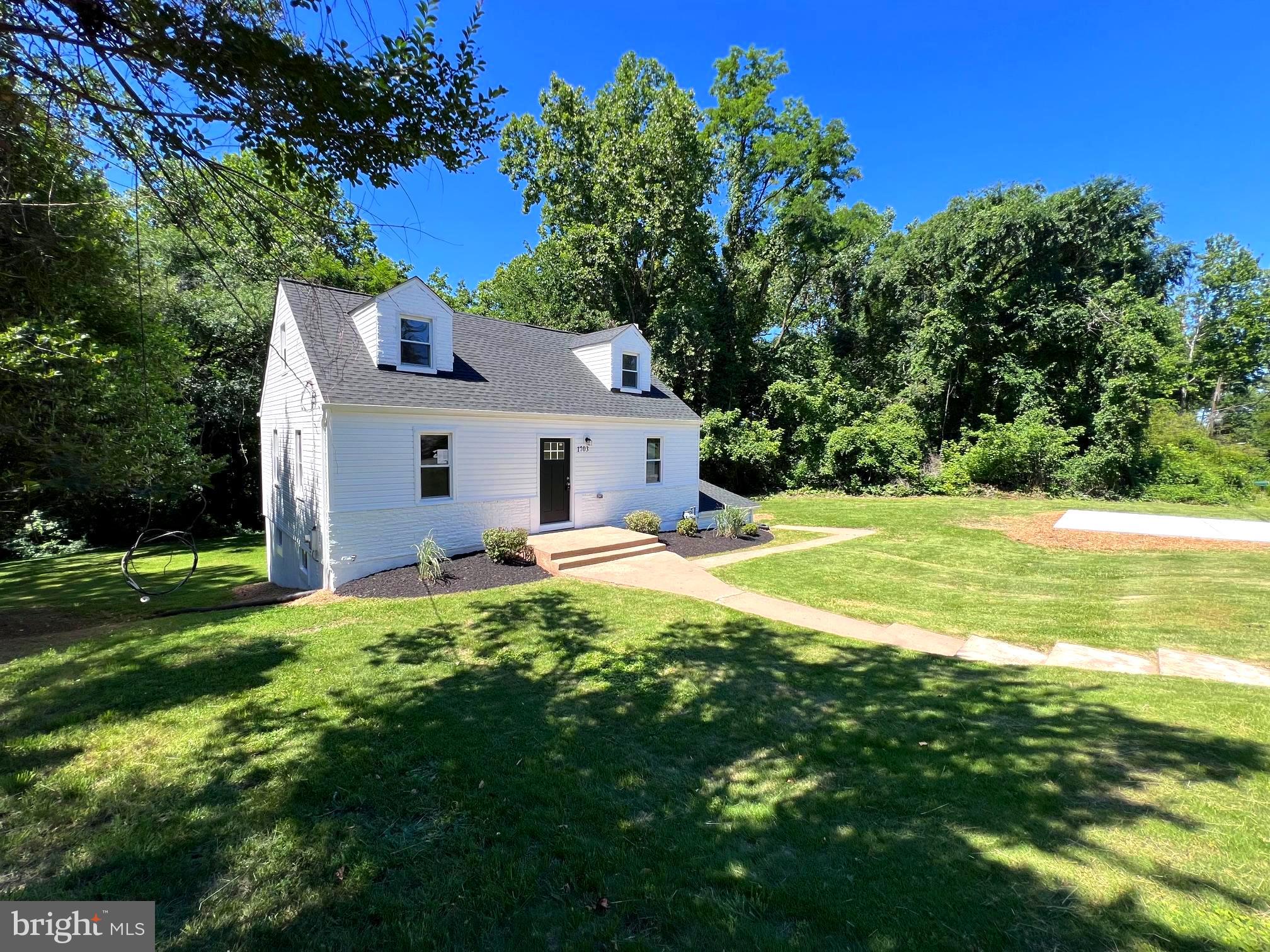 1703 LEE ROAD