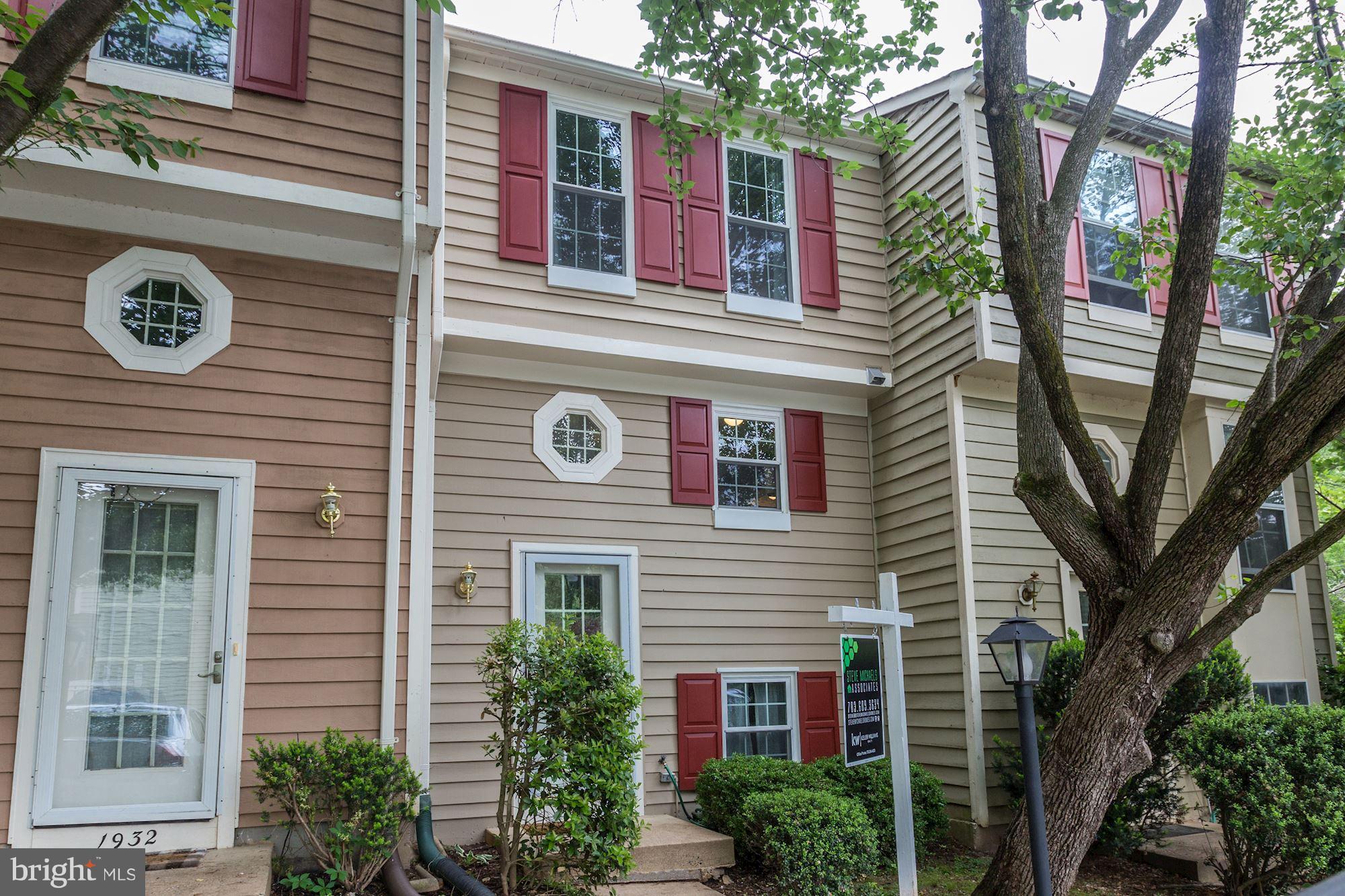 RESTON - Residential