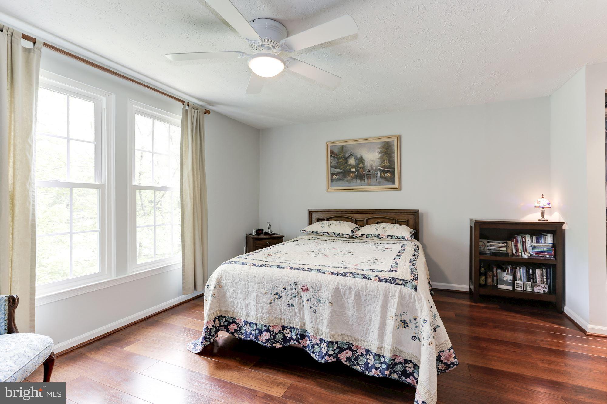 RESTON - Residential