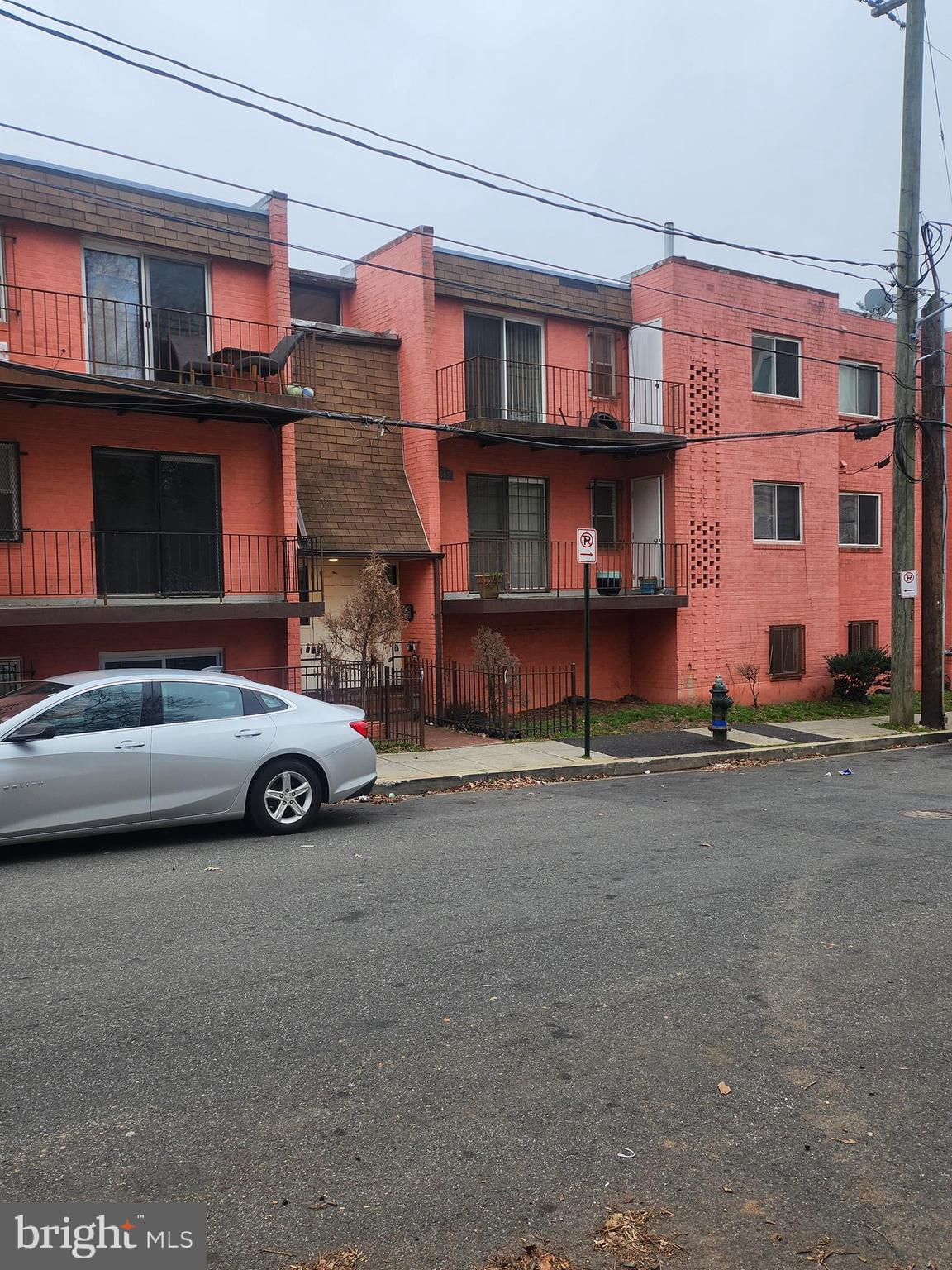 5009 D STREET SE 302