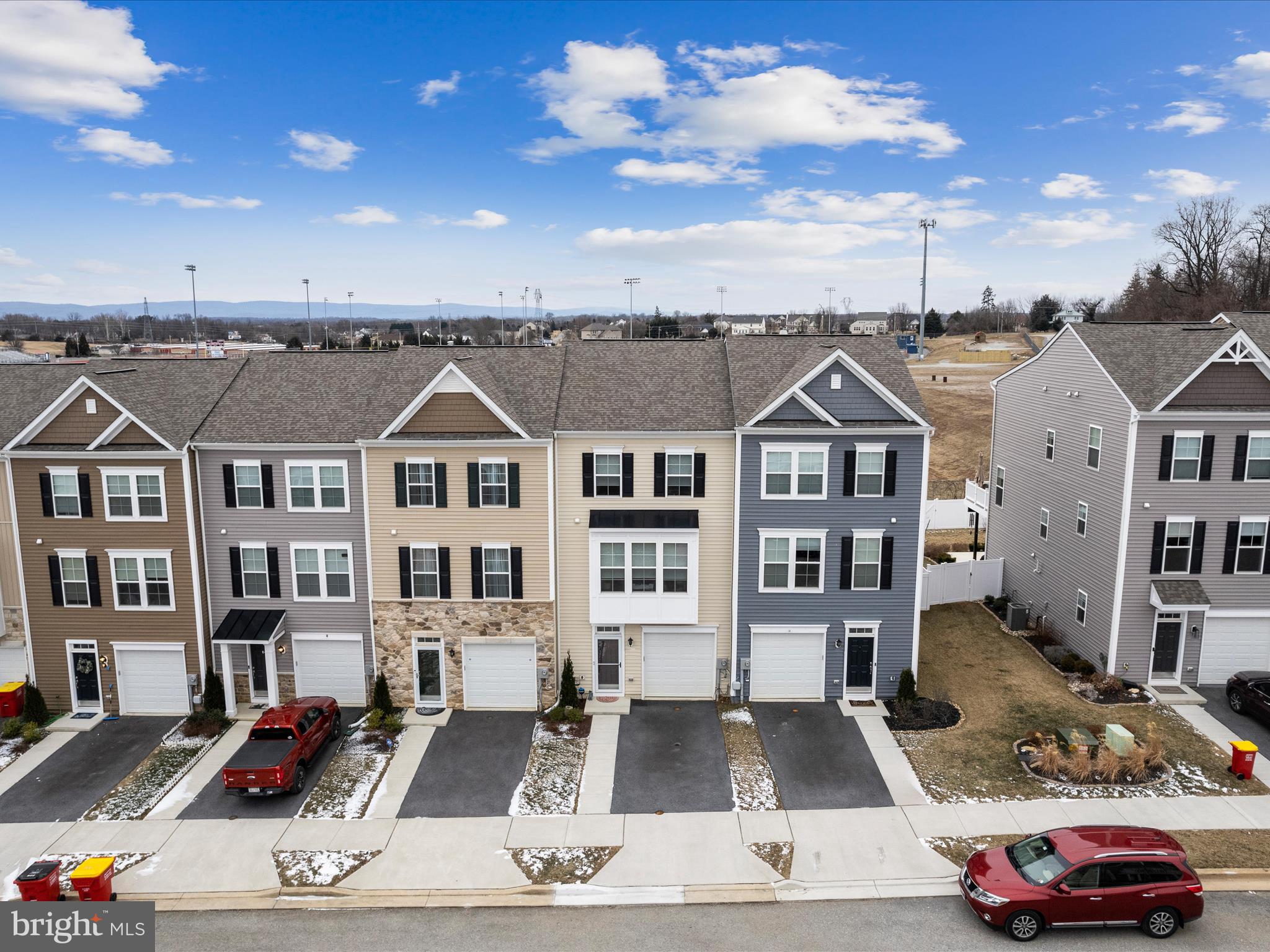 HUNTFIELD - Residential