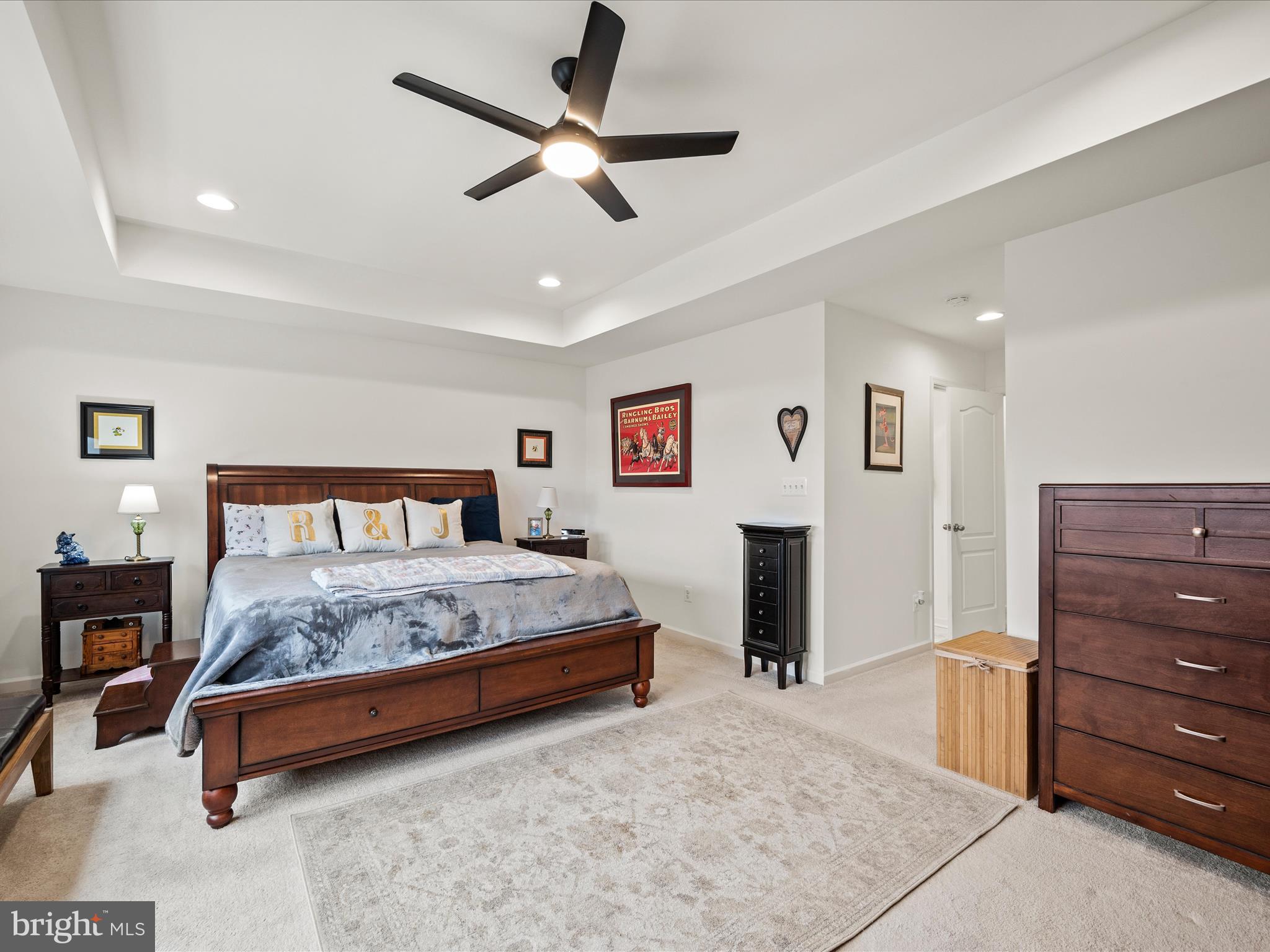 HUNTFIELD - Residential