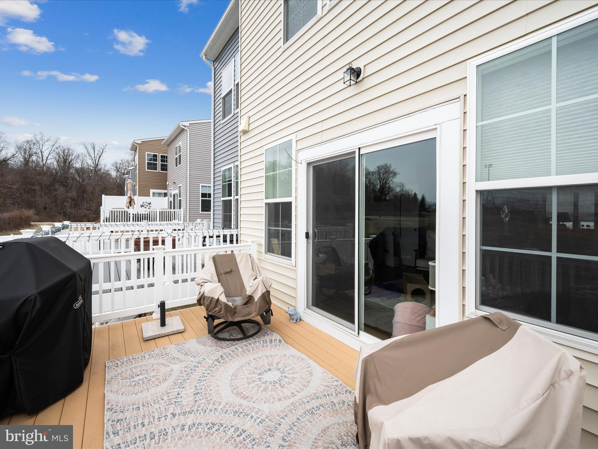 HUNTFIELD - Residential