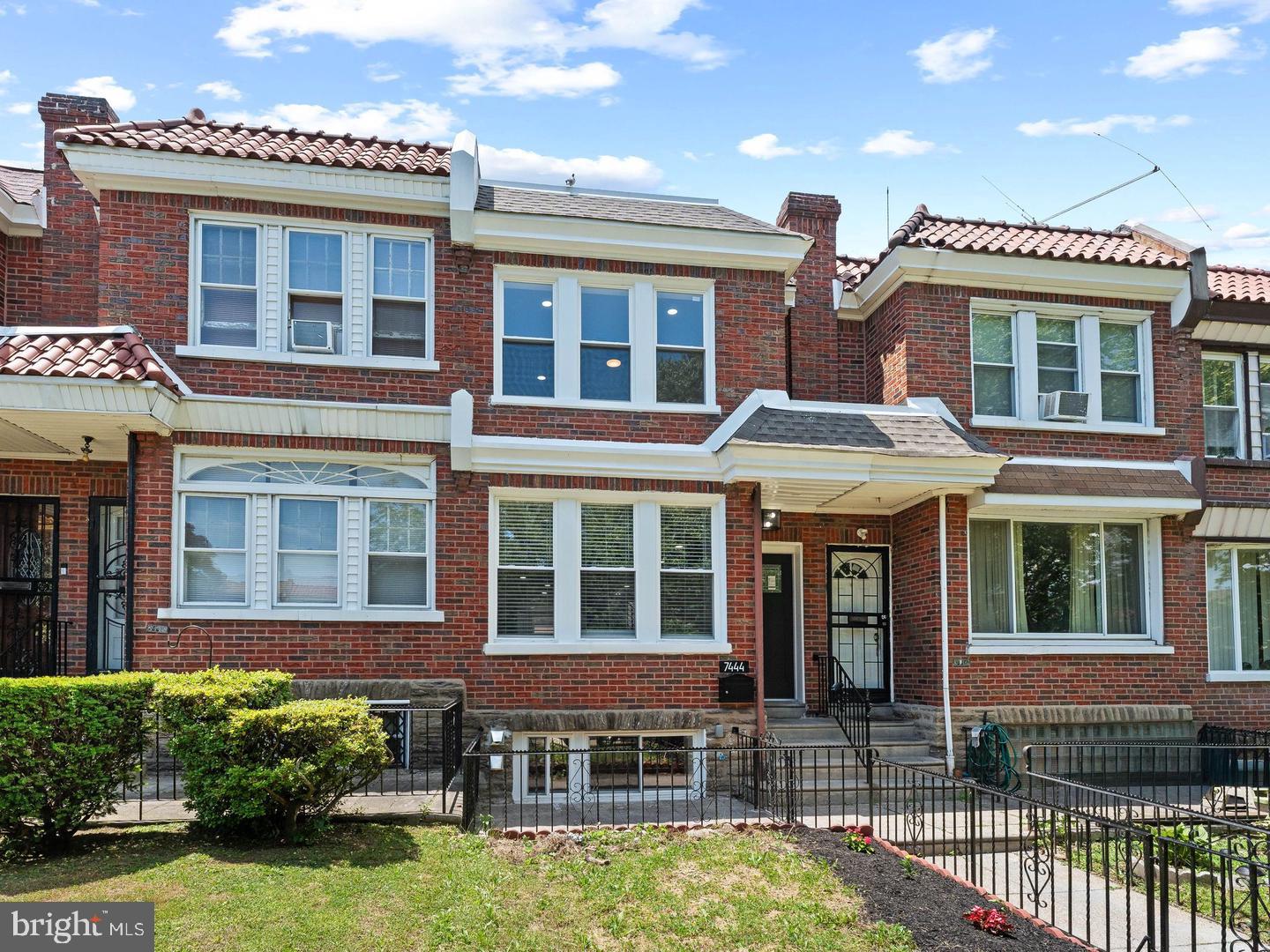 7444 N 21ST STREET