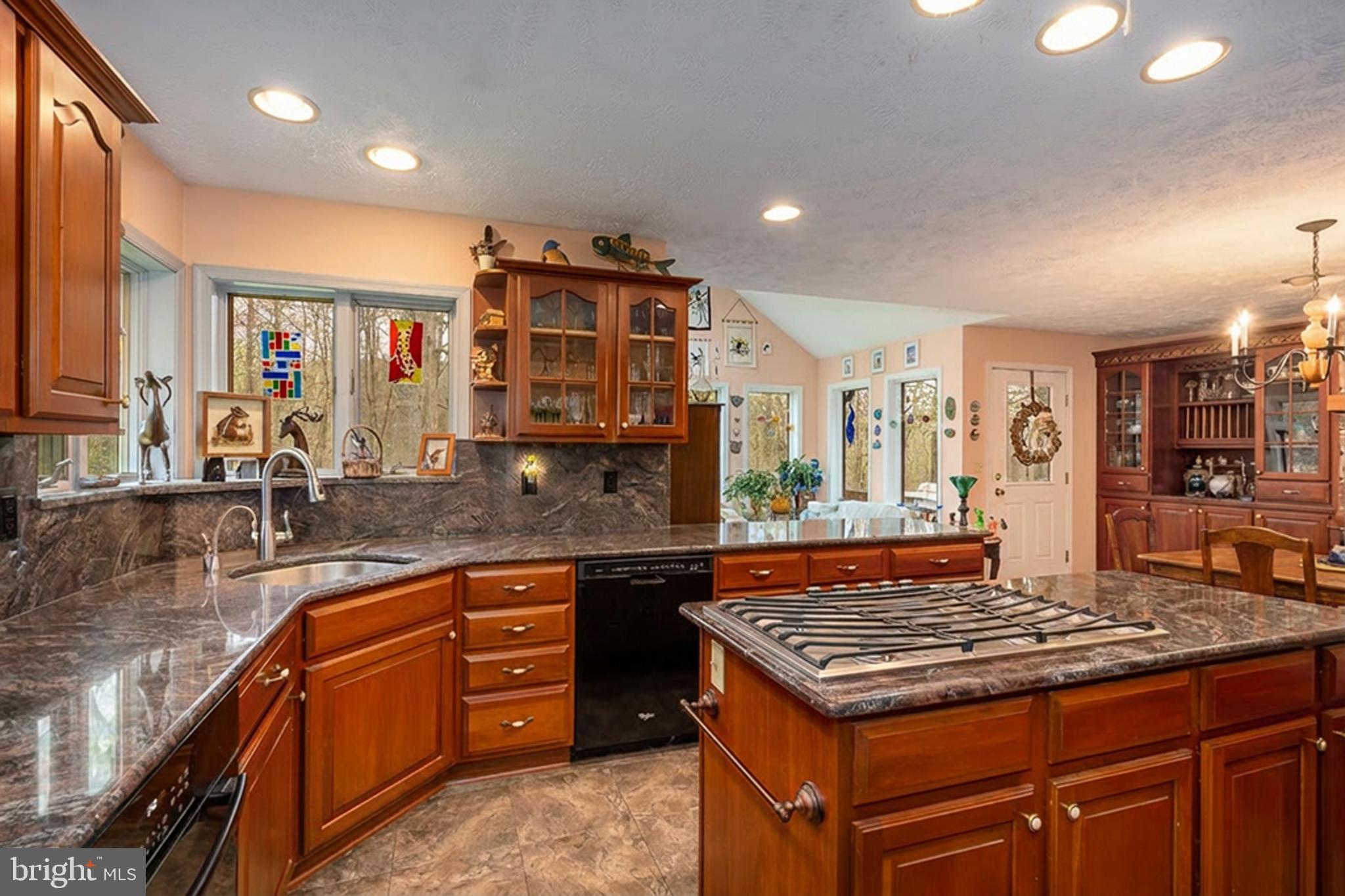 LOCH GLADE SANCTUARY - Residential