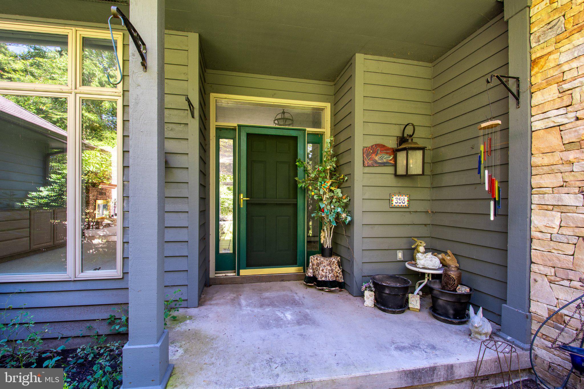 398 SNOWBIRD LANE