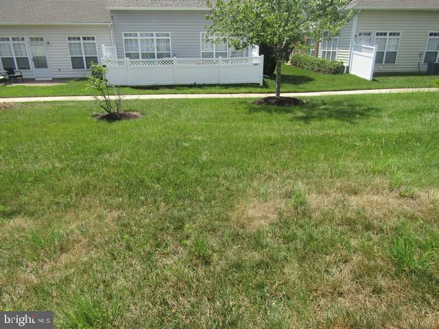 PINES OF LAUREL-PLAT 13- - Residential