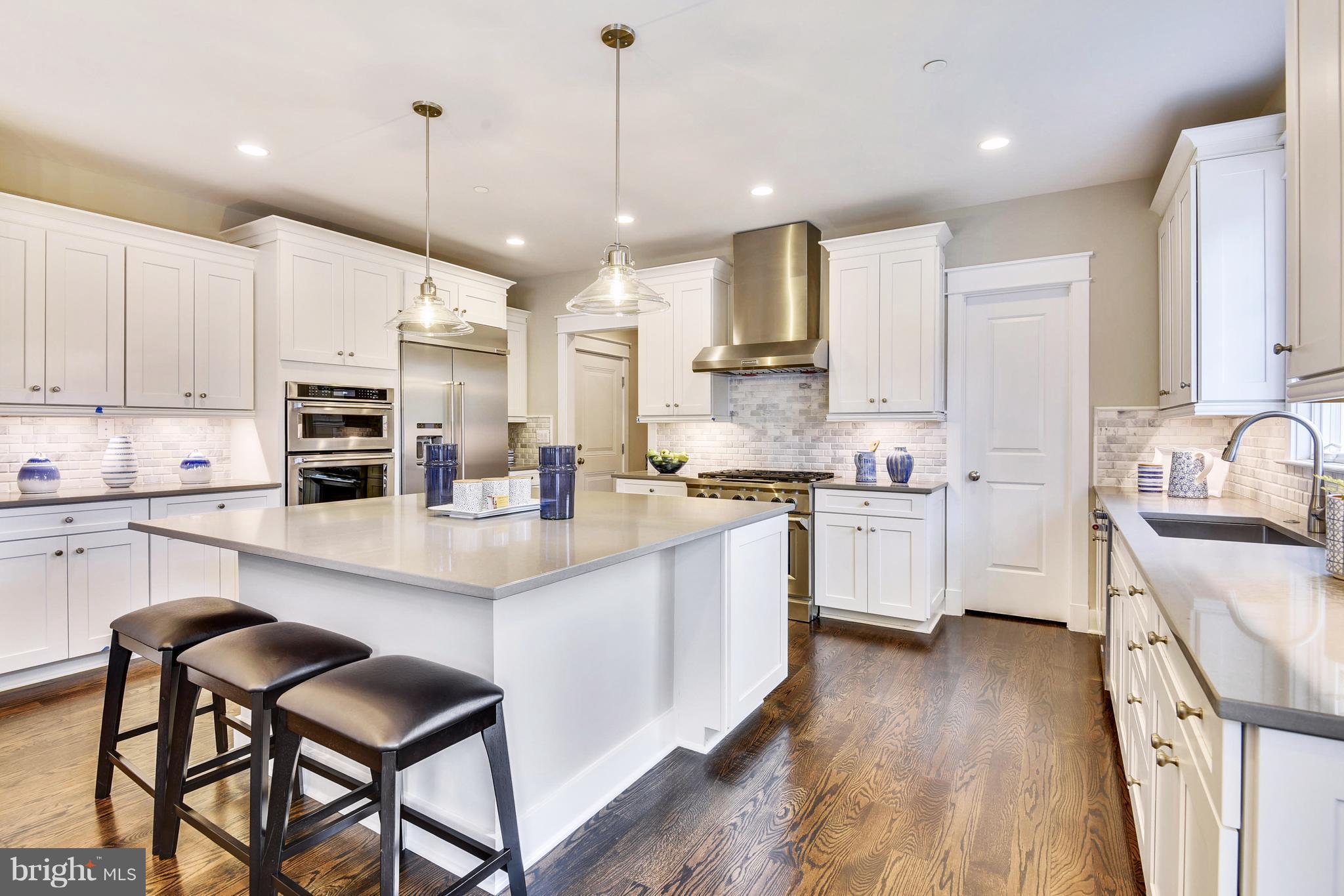 BRADMOOR - Residential