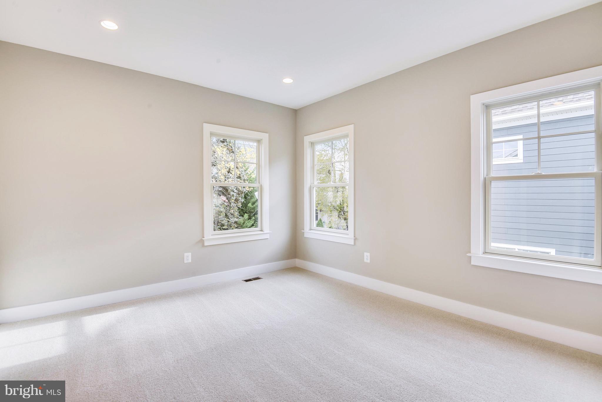 BRADMOOR - Residential