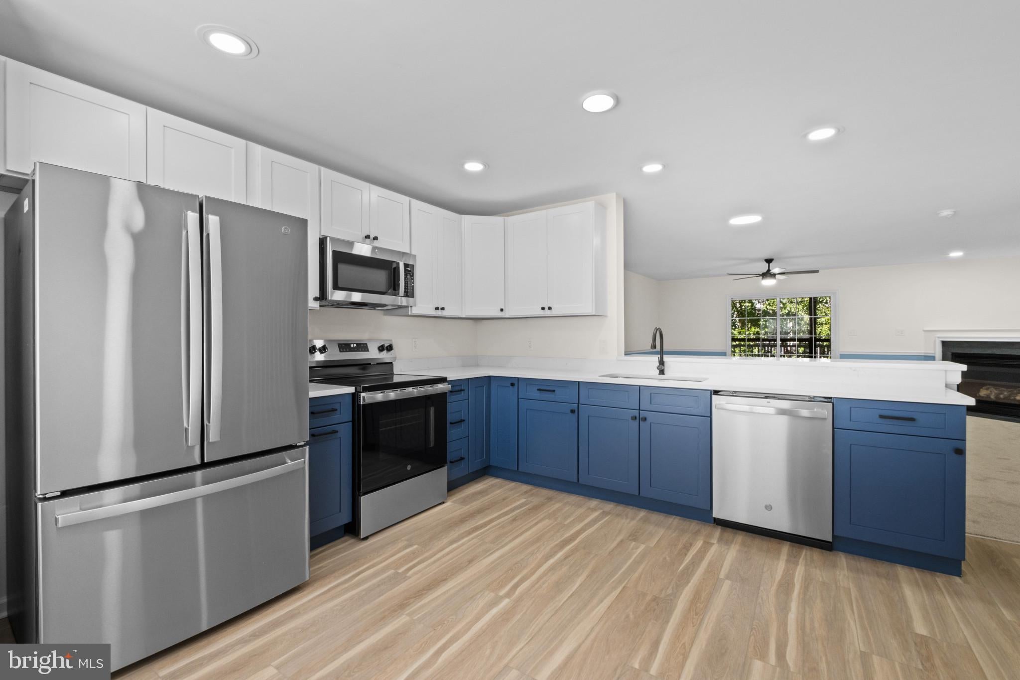 37264 SEA COAST COURT 13