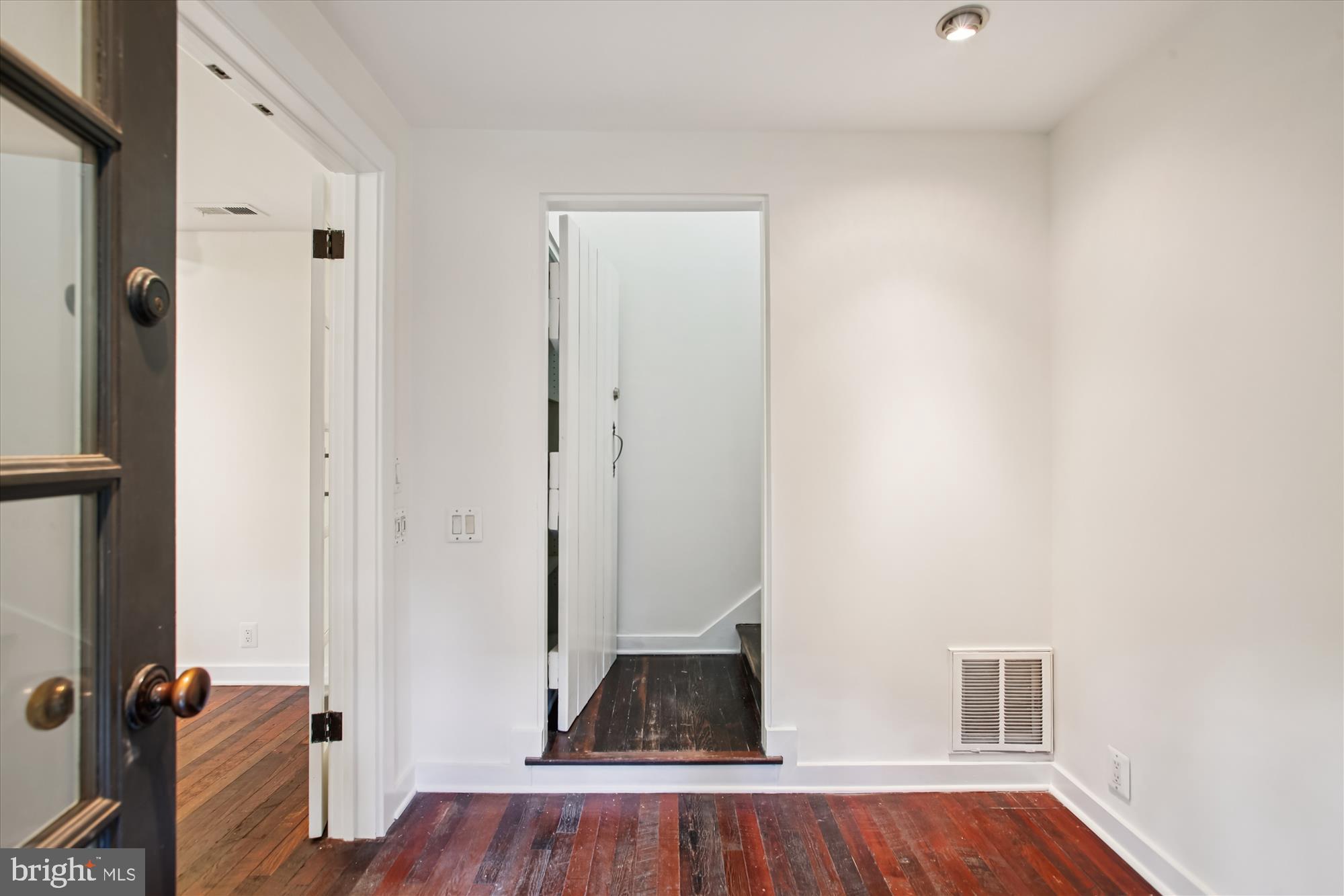 OLD TOWN ALEXANDRIA - Residential Lease