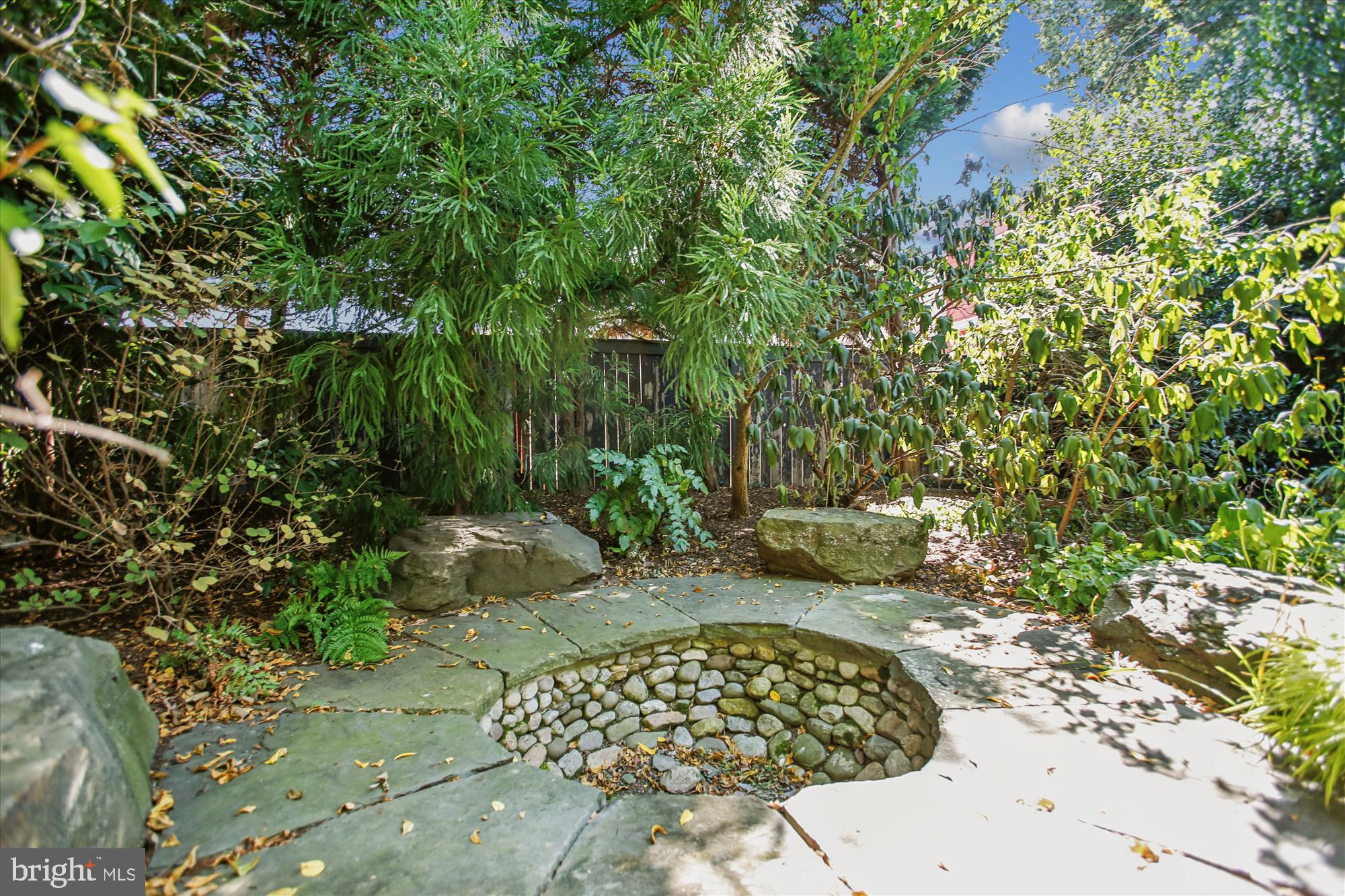 OLD TOWN ALEXANDRIA - Residential Lease