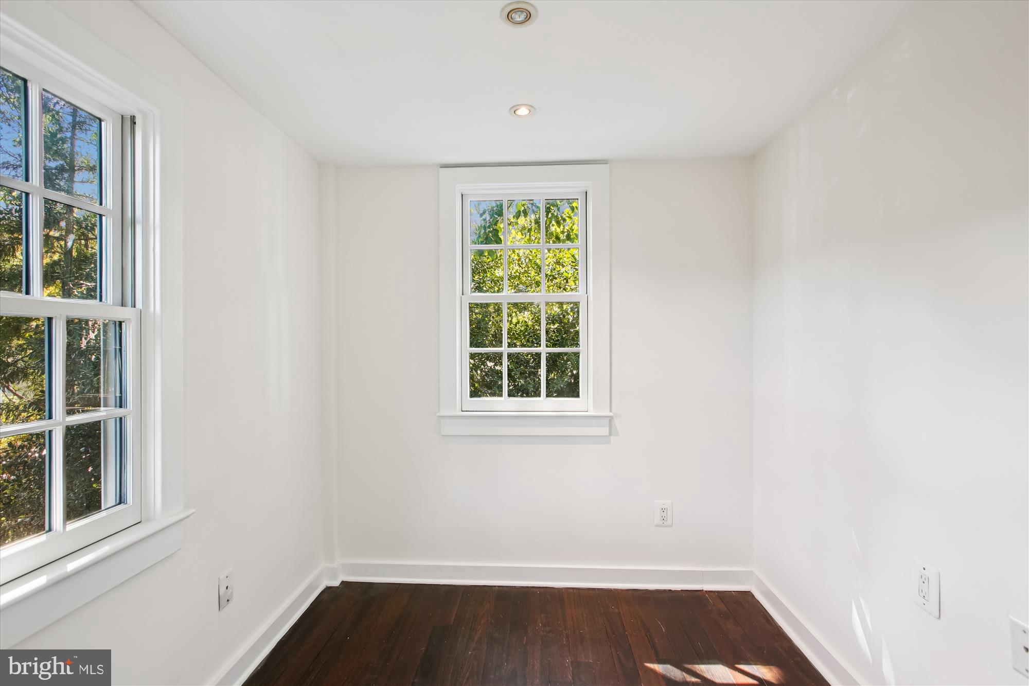 OLD TOWN ALEXANDRIA - Residential Lease