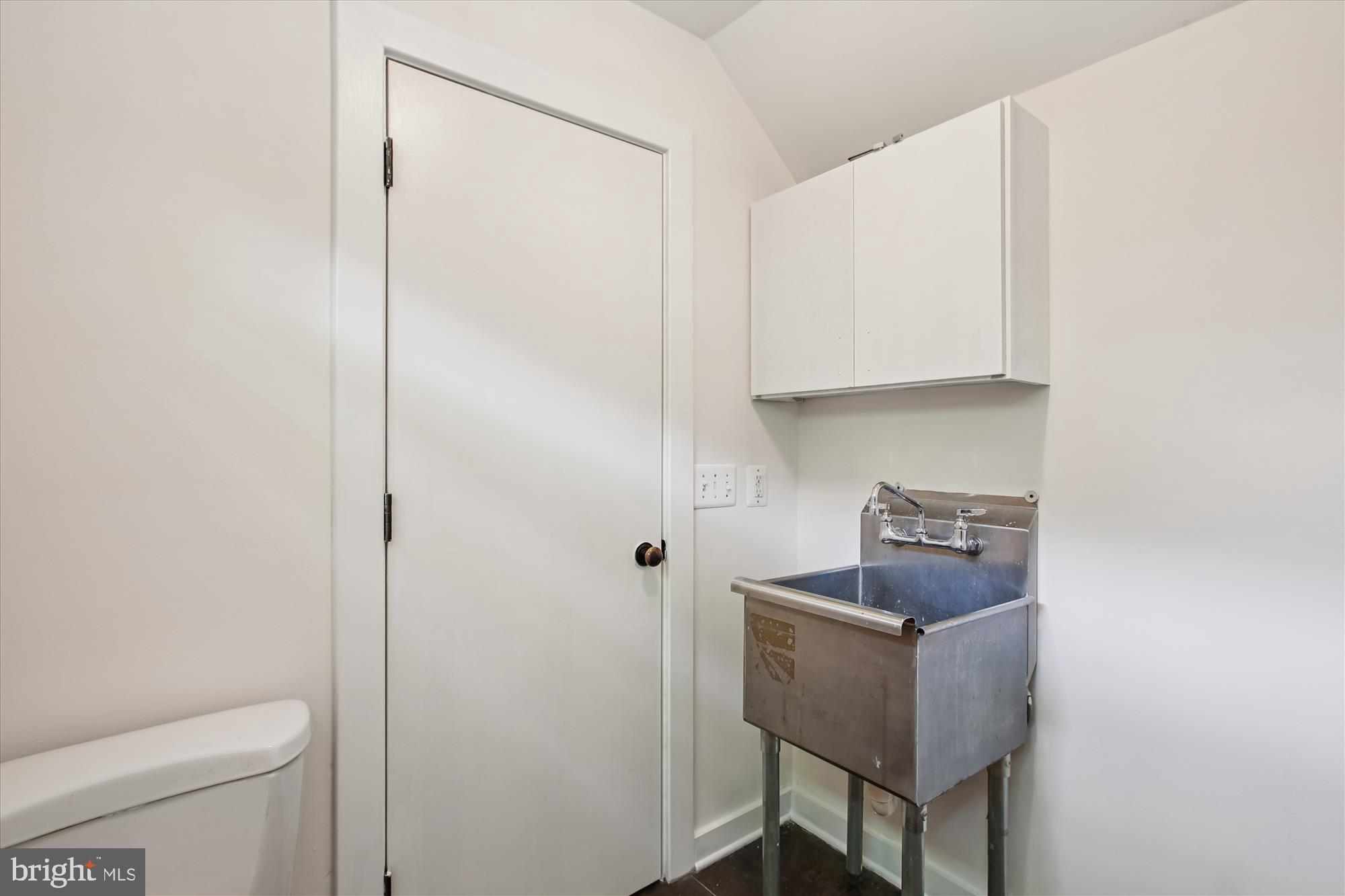 OLD TOWN ALEXANDRIA - Residential Lease