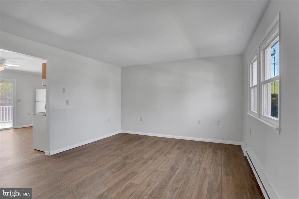 217-219 N LINDEN AVENUE