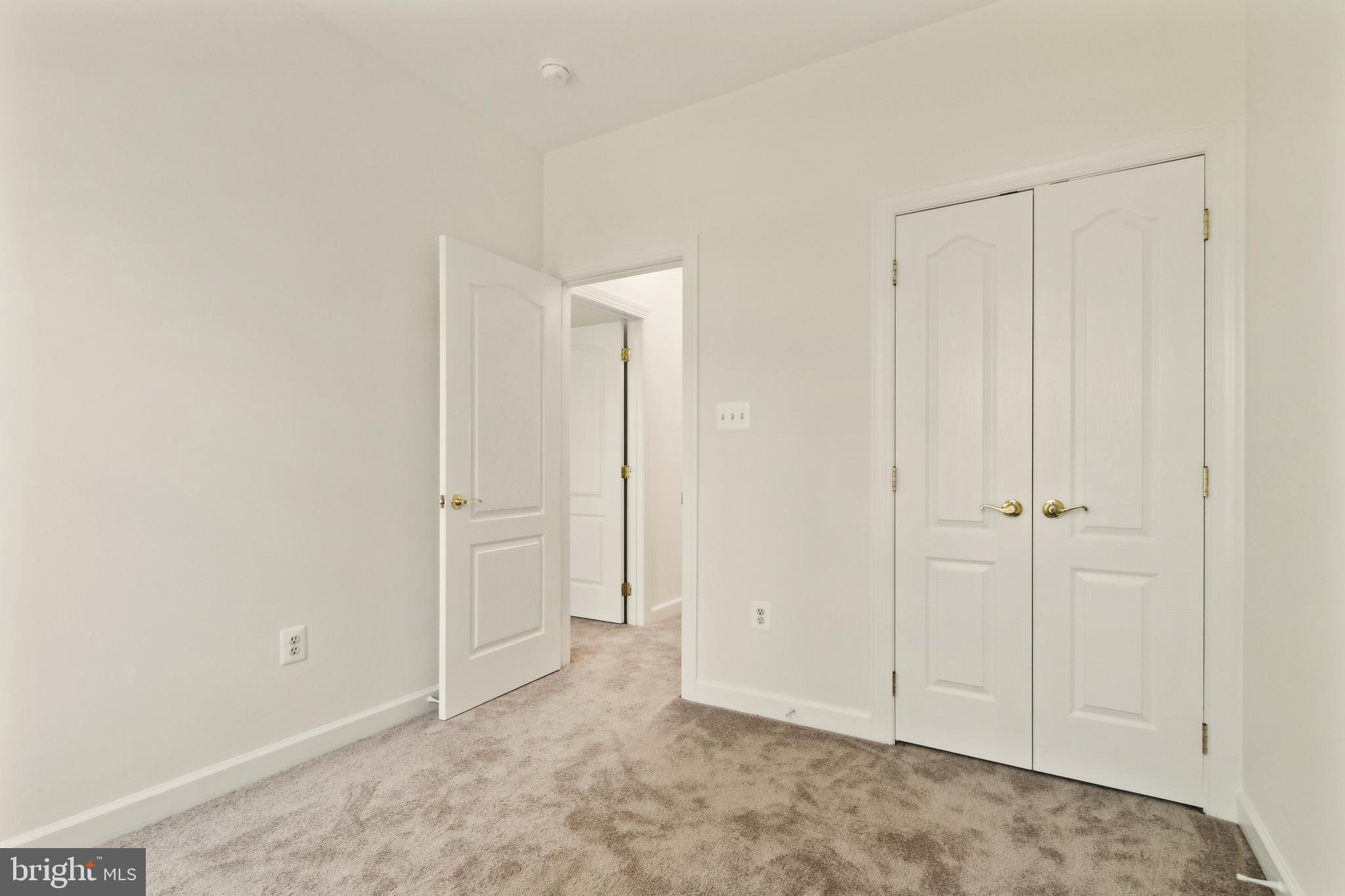 NEW BRISTOW VILLAGE - Residential Lease