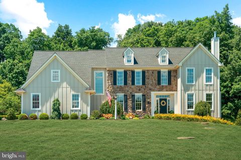 Photo of 1102 Briar Way, PERKASIE, PA 18944 (MLS # PABU2124624)