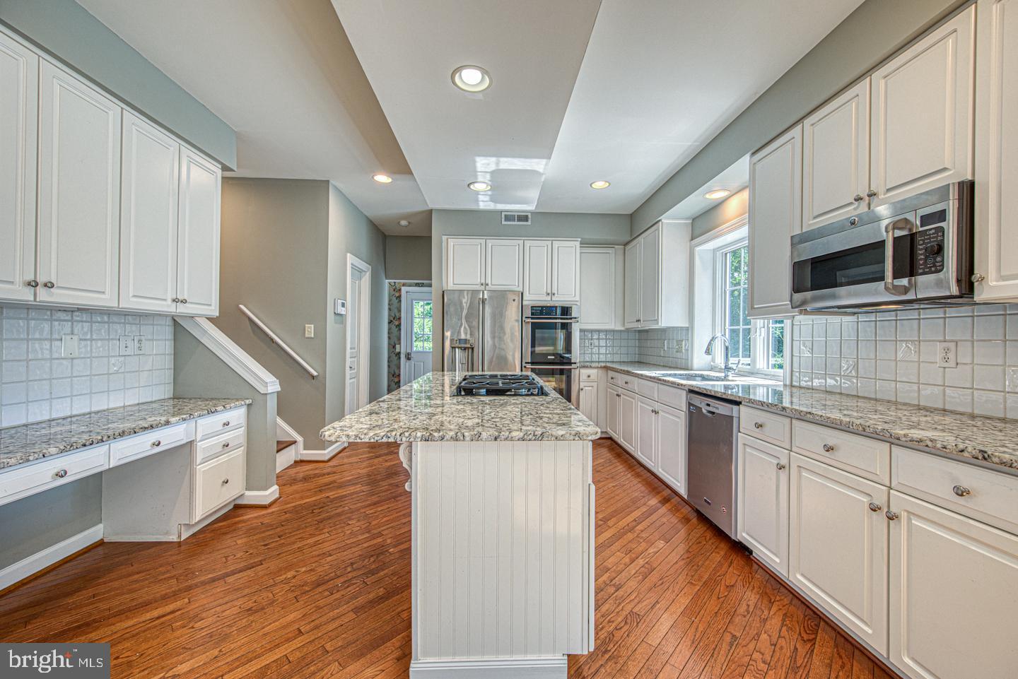 BROOKSIDE - Residential