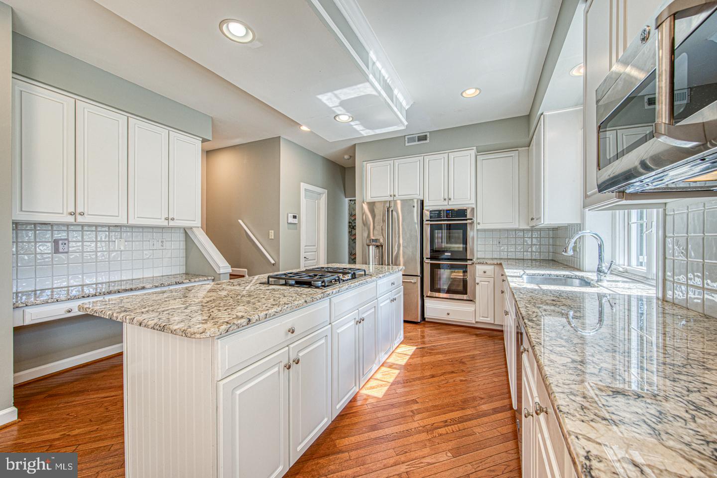 BROOKSIDE - Residential