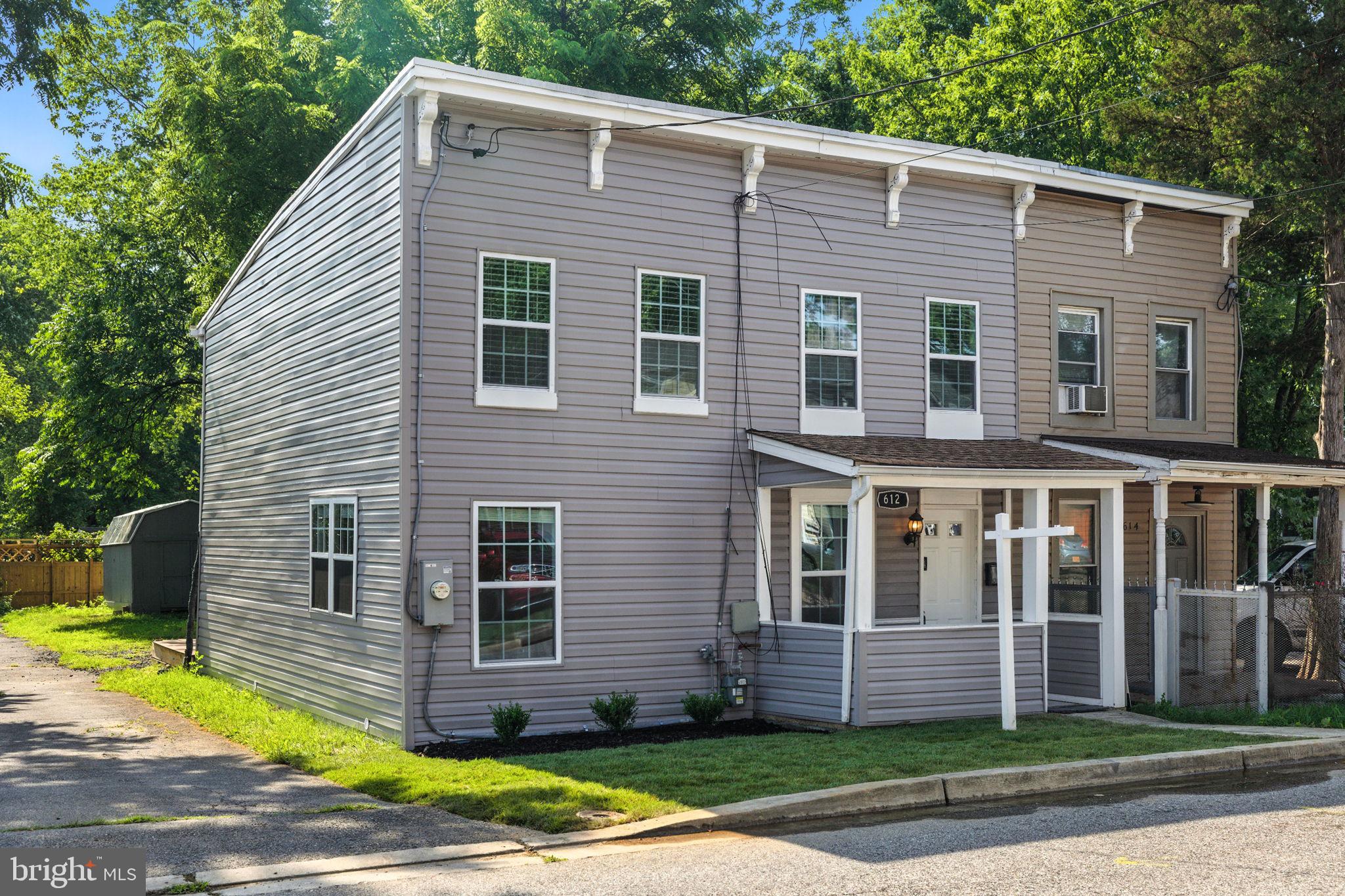 612 9TH STREET