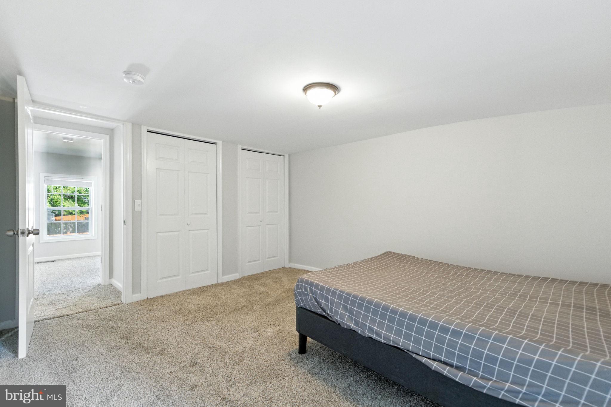 LAUREL - Residential