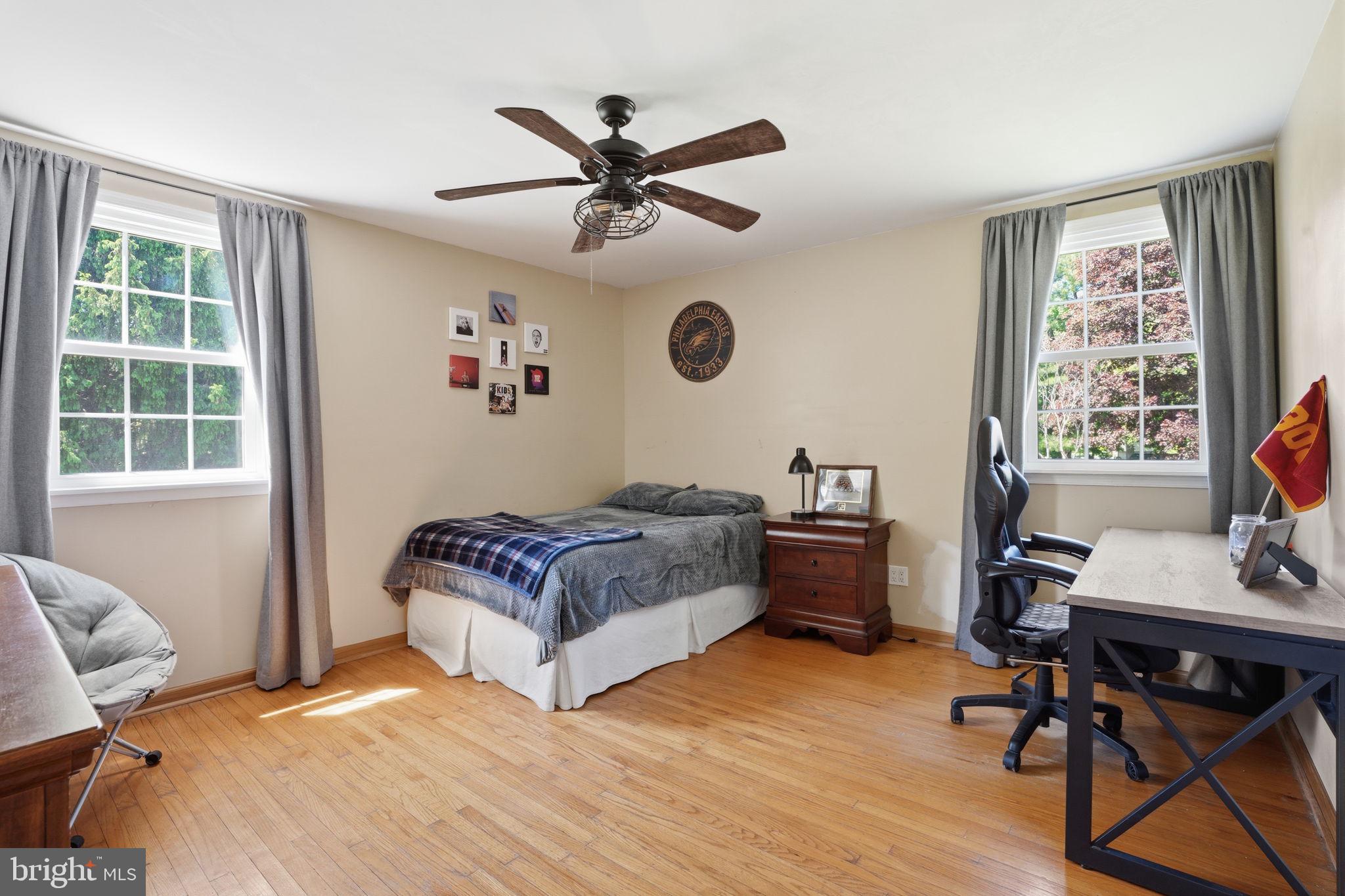 WINDMILL VIL WEST - Residential