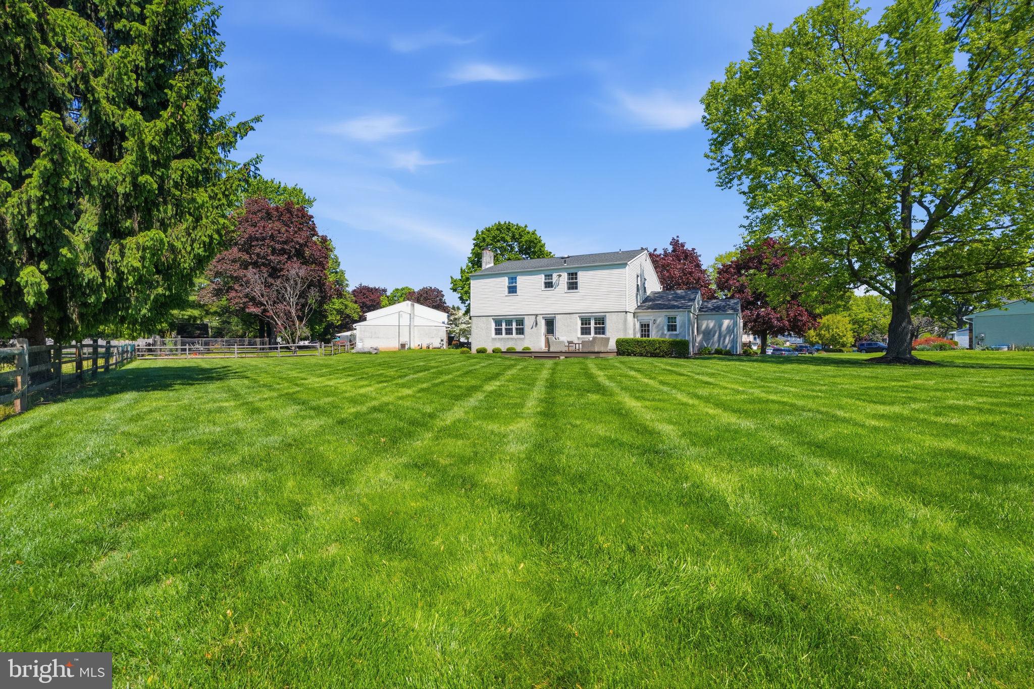 WINDMILL VIL WEST - Residential