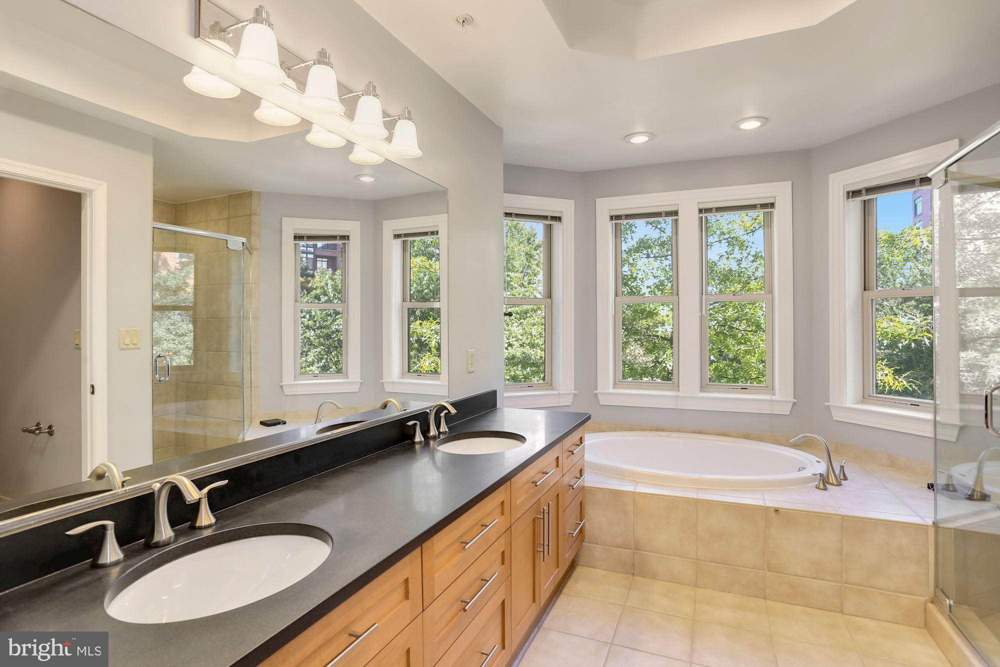 VISTA ON COURTHOUSE - Residential