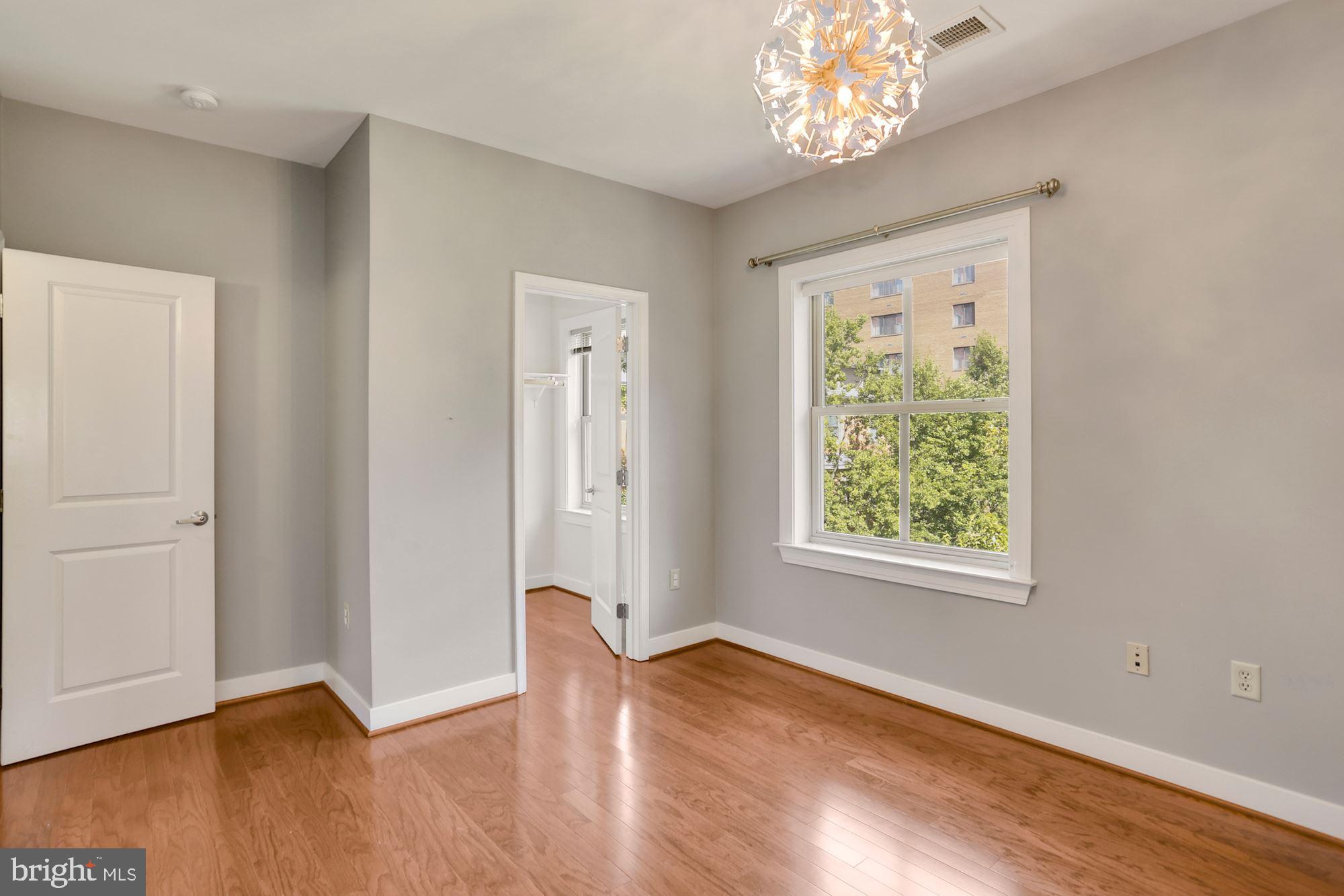 VISTA ON COURTHOUSE - Residential