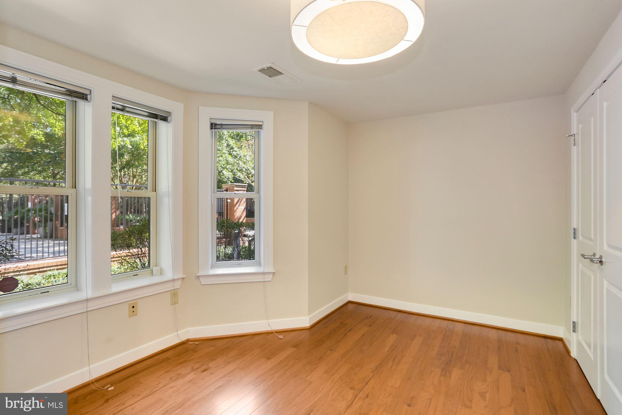 VISTA ON COURTHOUSE - Residential