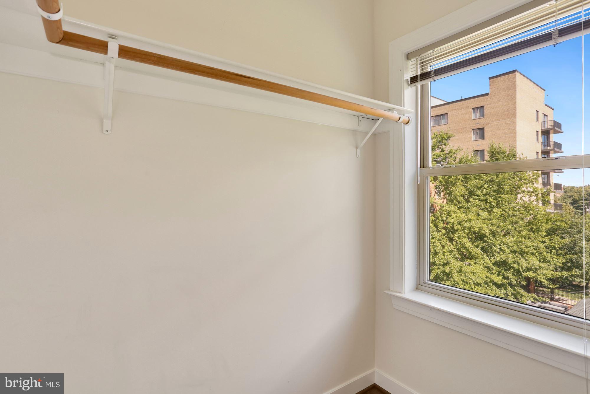 VISTA ON COURTHOUSE - Residential