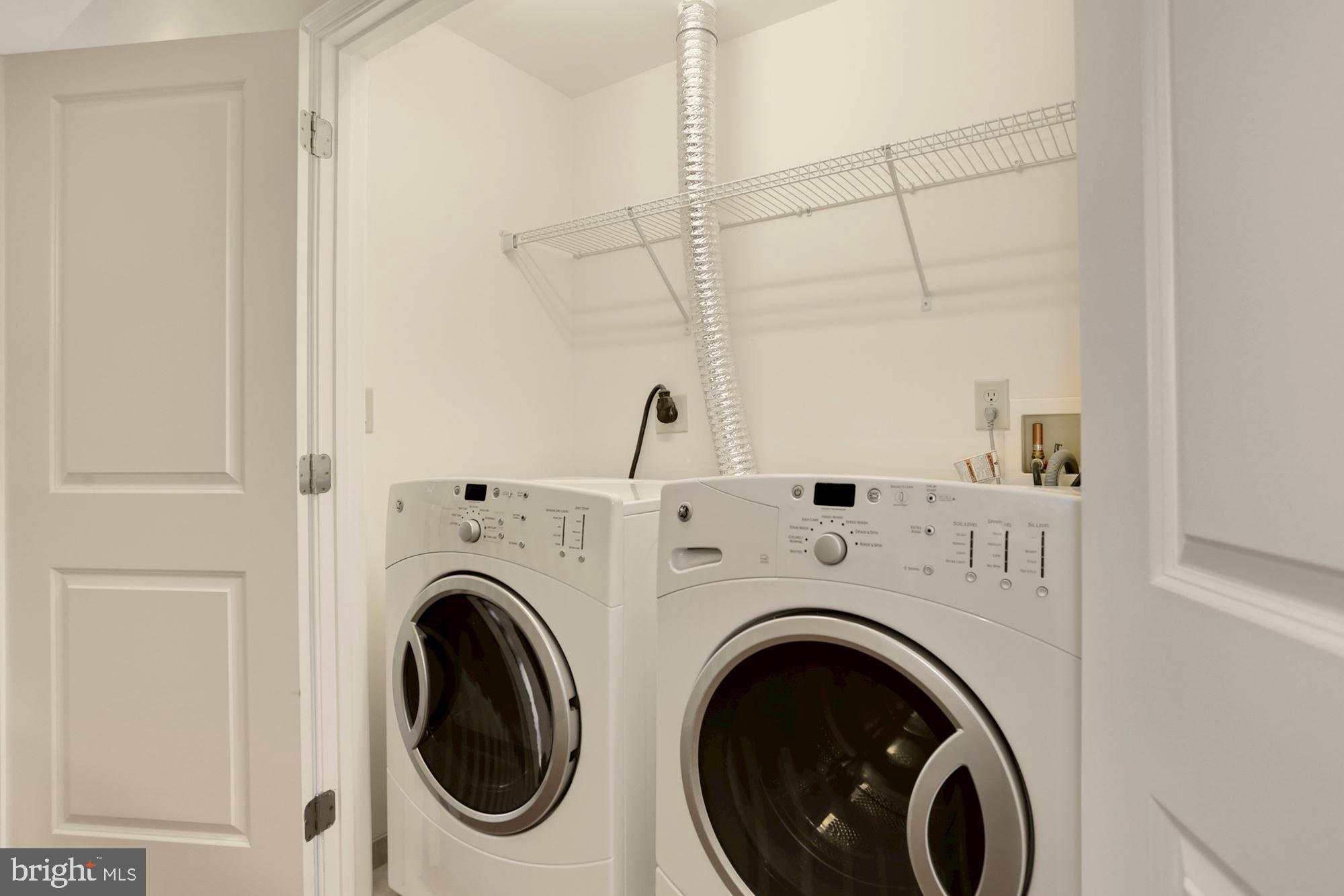 VISTA ON COURTHOUSE - Residential